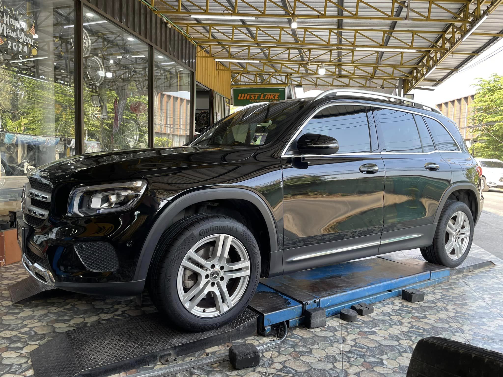 BENZ GLB200 เปลี่ยนยาง 🛞🐘#Continental #MC6 235/55R18