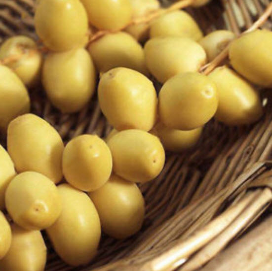 อินทผลัม พันธุ์เมดจูล (Medjool) / 5 เม็ด (นอก)