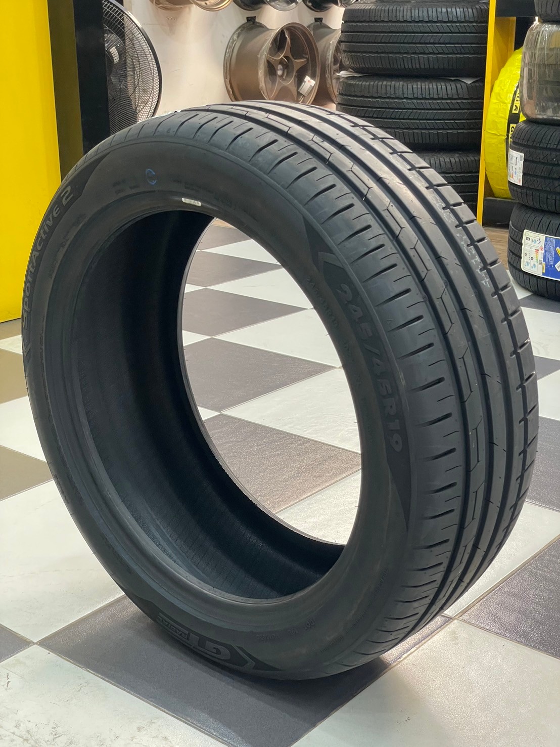 ยาง GT RADIAL SportActive2 245/45R19 ยางใหม่ปี2024 🔥 ราคาโปรโมชั่น 🔥