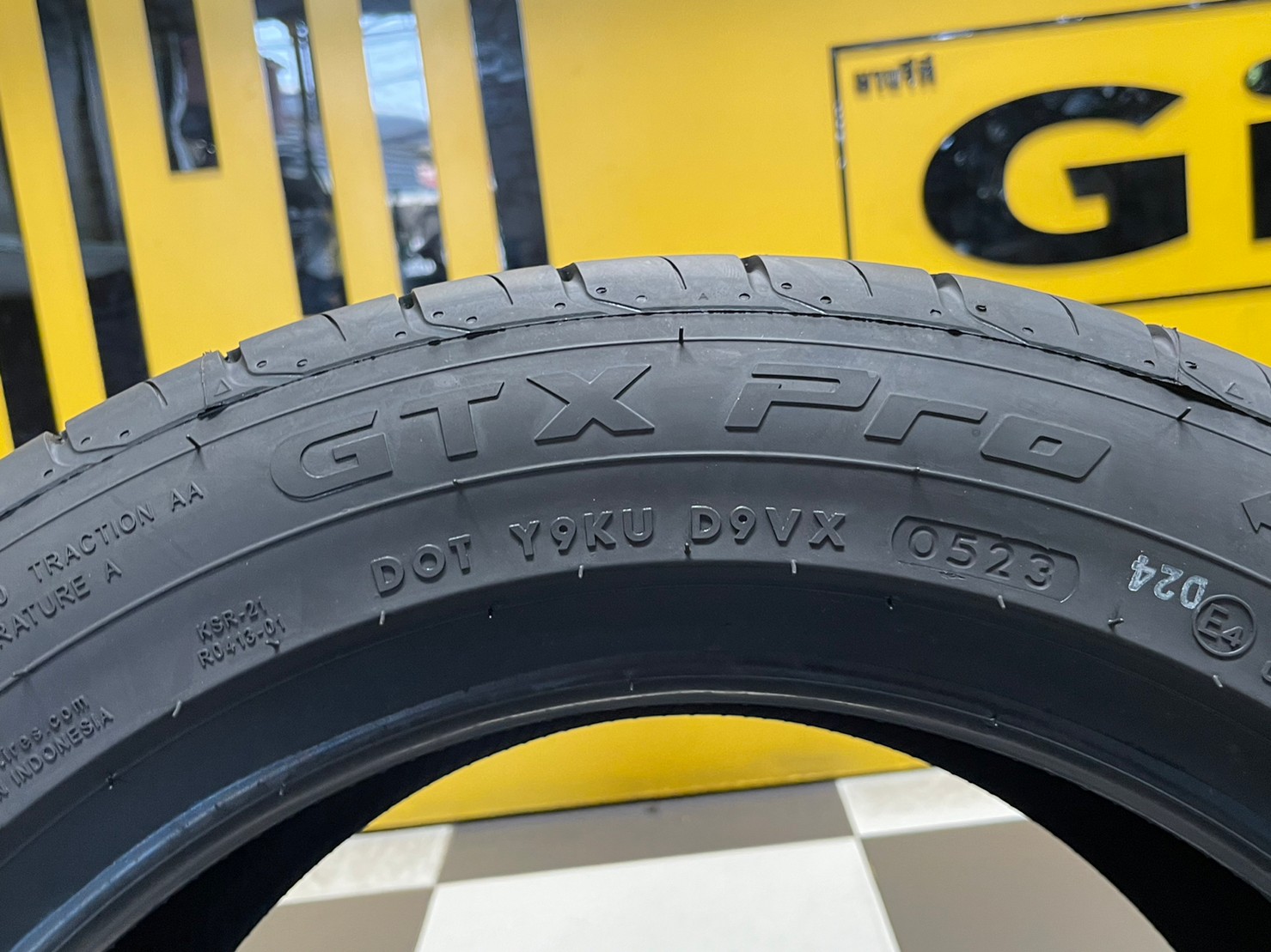 GT Radial Champiro GTX PRO ขนาดยาง 195/55R15 ยางใหม่ปี2023