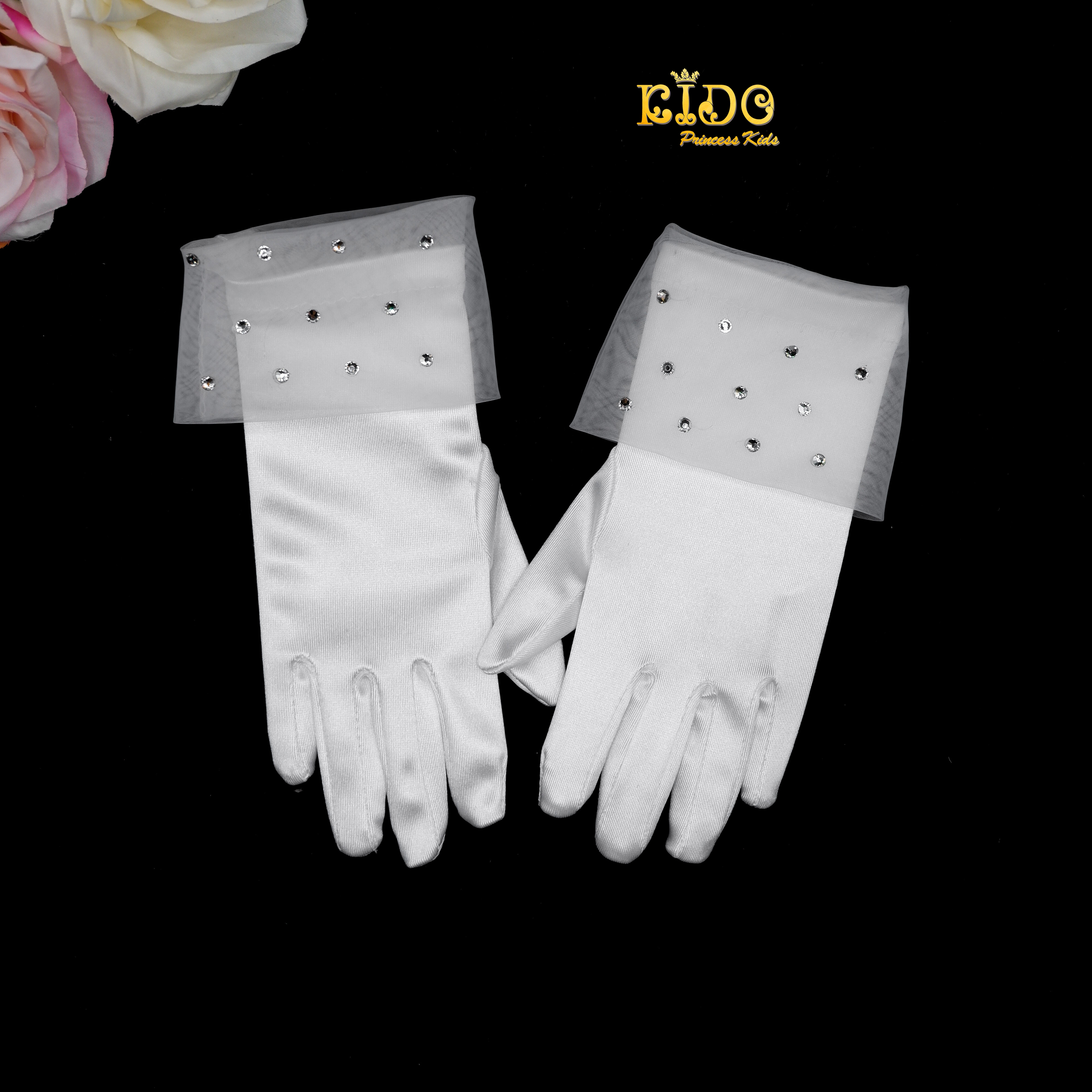 ถุงมือเด็ก(มีหน้าร้านอยู่รัชดา)GS9 ถุงมือเด็ก สีออฟไวท์ สั้นพับเพชร น่ารักมากๆ