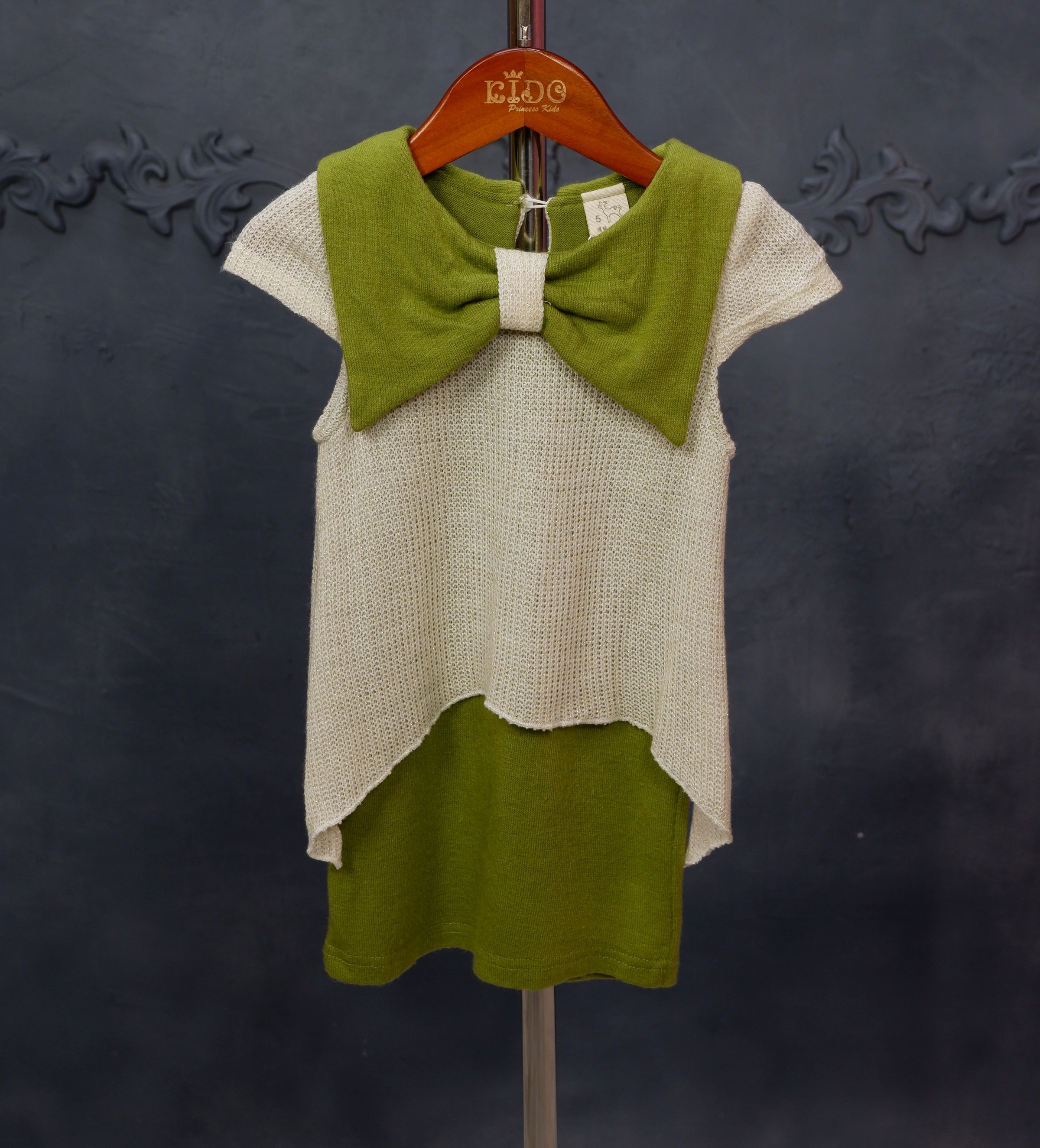 เสื้อเด็ก*มีหน้าร้าน ตรงปก พร้อมส่ง*A3GD สีเขียว แขนสั้น เสื้อนอกสีครีม น่ารักมาก