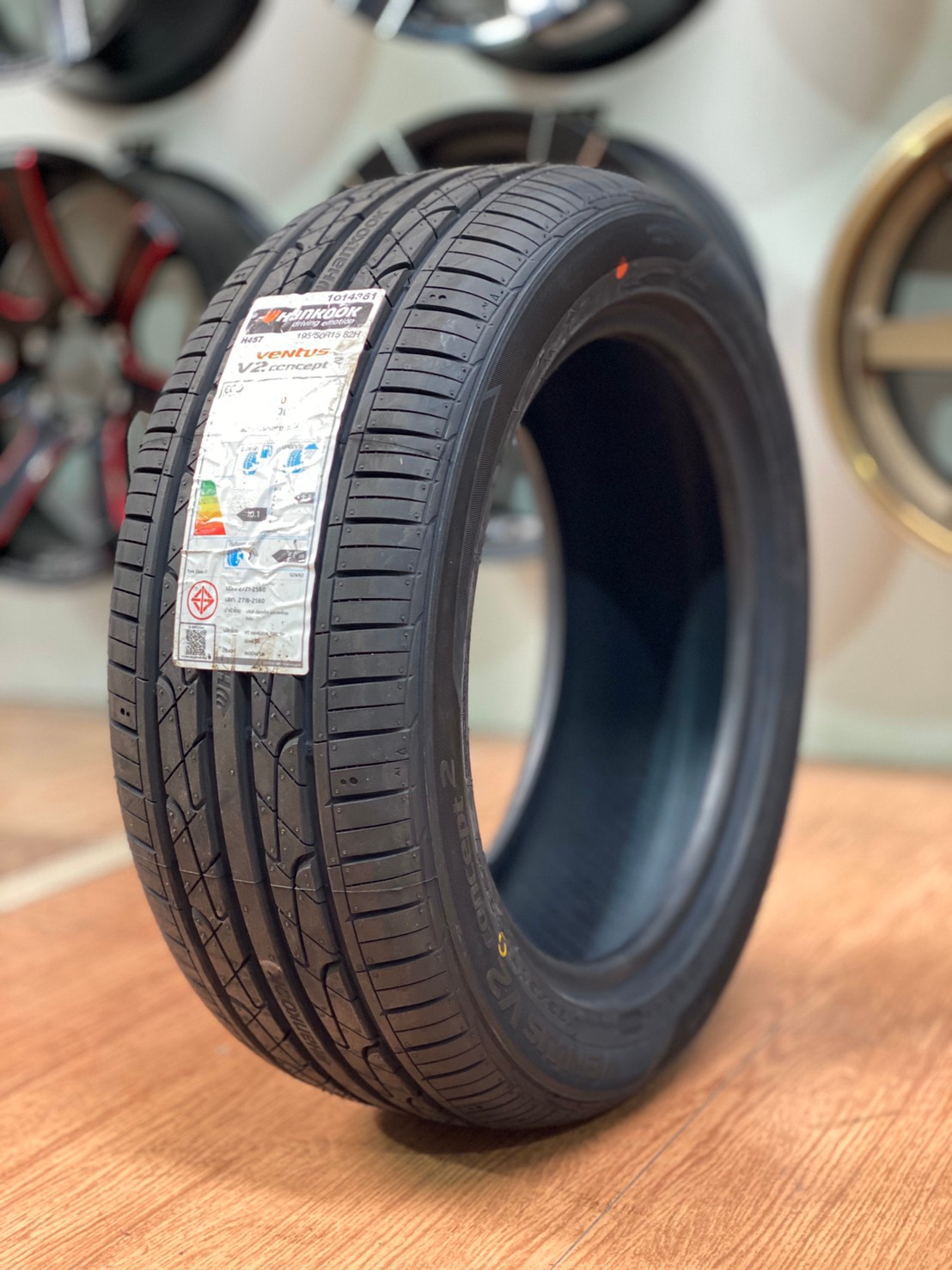 ยางใหม่นุ่มเงียบ Hankook V2 195/50R15 ยางใหม่ปี2020 พร้อมติดตั้งฟรี