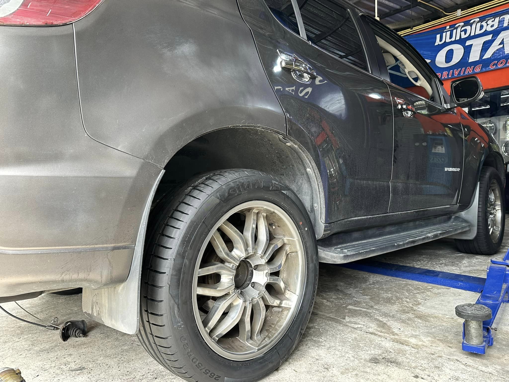 🚘 #Chevrolet_Trailblazer 🛞#Giti #SportS2 SUV 265/50R20