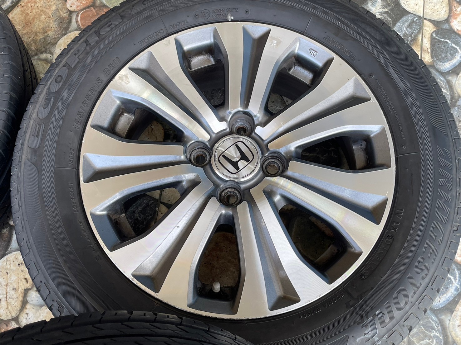 ล้อแม็กซ์เดิม Honda City ขอบ 15 4x100 พร้อมยาง Bridgestone