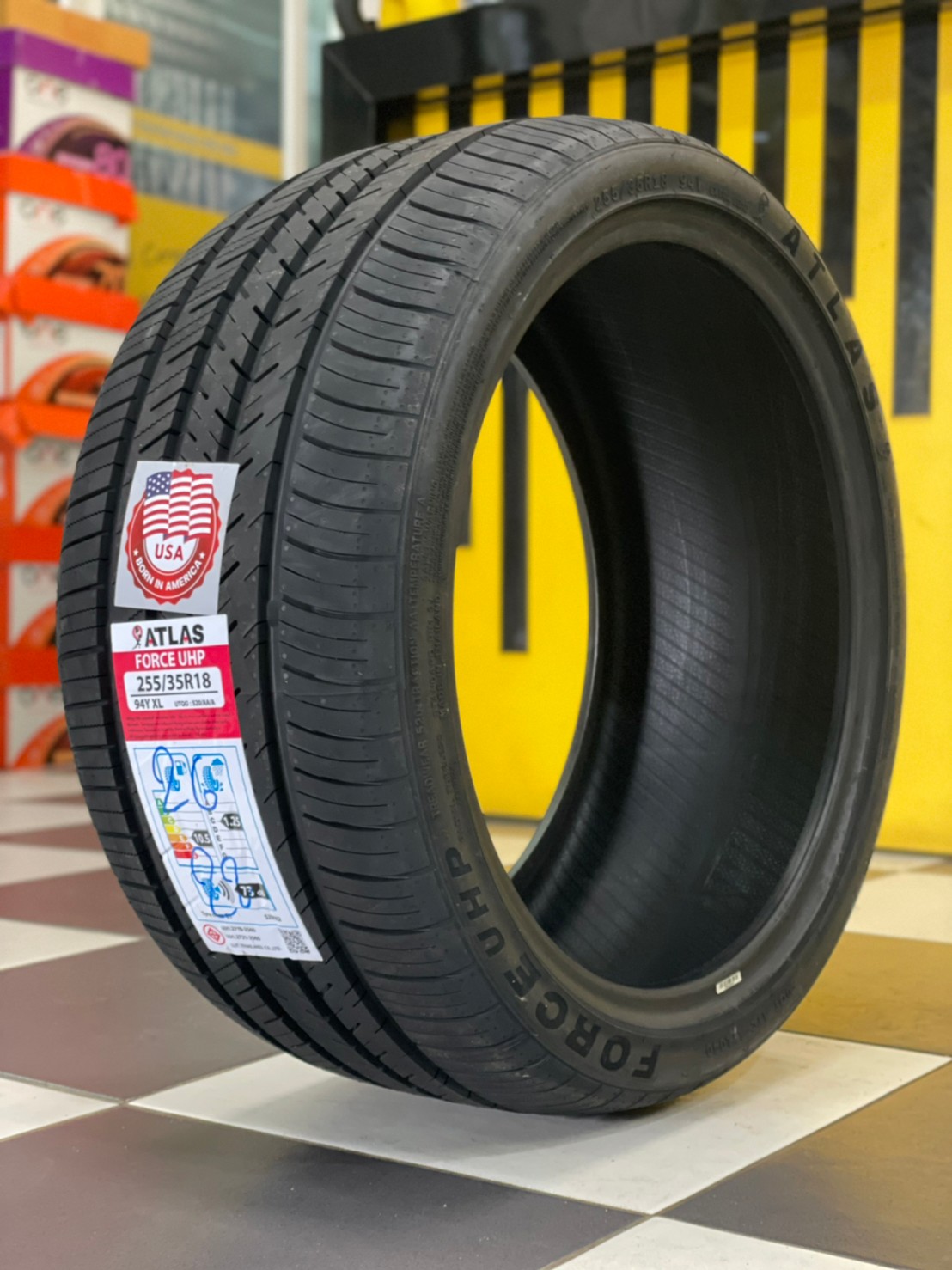 ATLAS FORCE UHP 255/35R18 ยางใหม่ปี 2022
