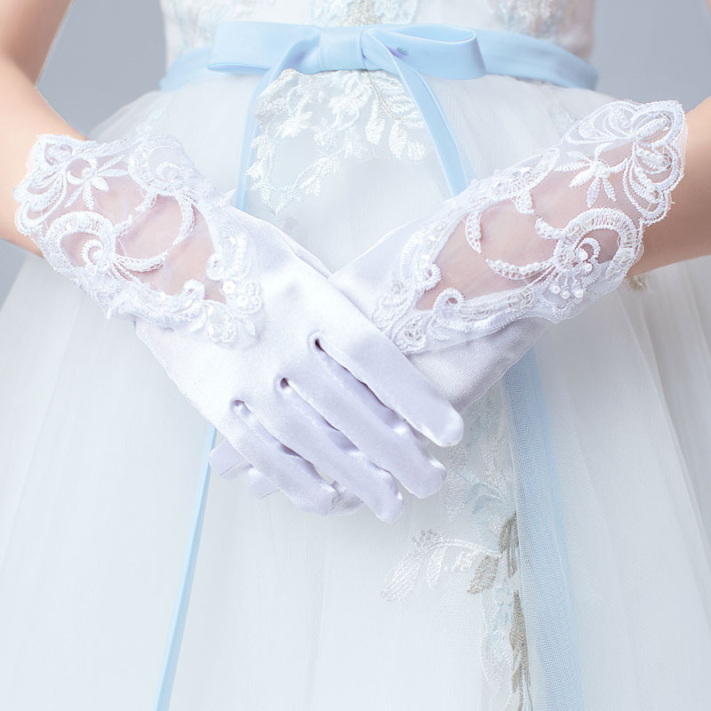 sถุงมือเด็ก(มีหน้าร้านอยู่รัชดา)GS017 สีขาว ตกแต่งข้อมือด้วยลูกไม้