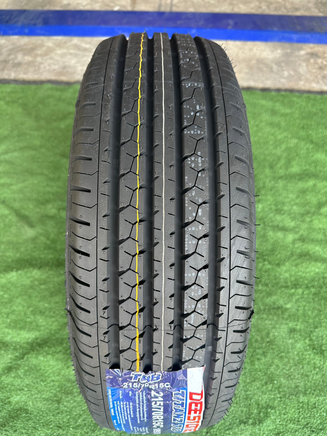 DEESTONE TITANZ T88 215/70R15 ยางใหม่ปี2023