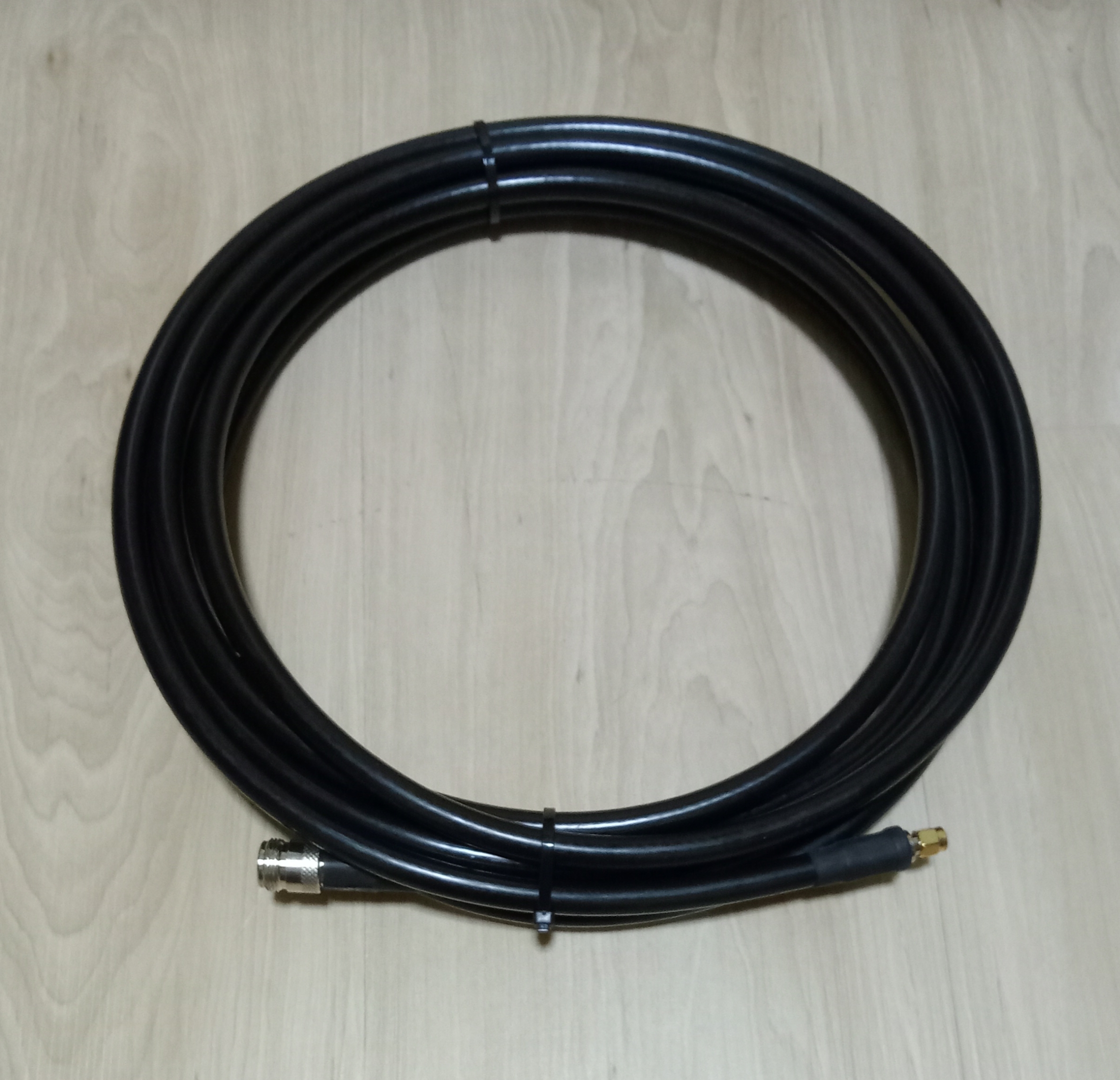 LMR400 สายนำสัญญาณ Andrew Commscope CNT-400 Helium, LoRaWAN สาย USA