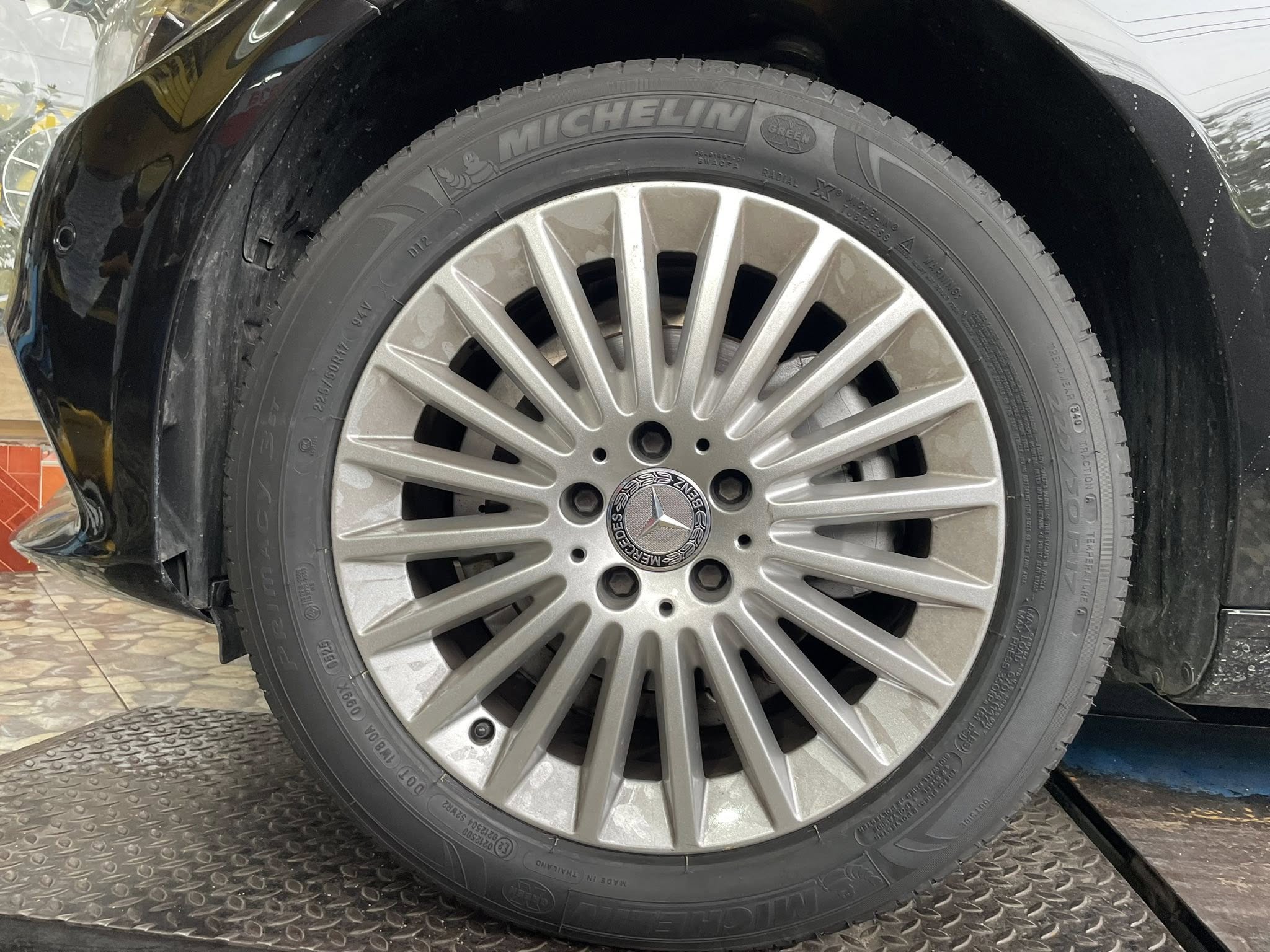 #BENZ_C180🚘❤️💫 🛞🐘#MICHELIN_Primacy 3 ST 225/50R17