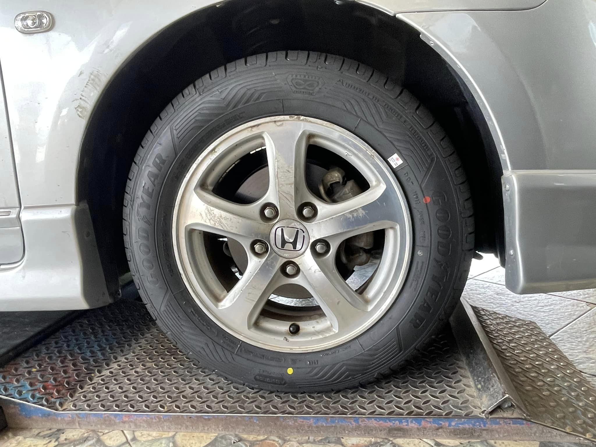HONDA_CIVIC🚘 เปลี่ยนยาง 🛞🐘#GOODYEAR_DURAPLUS2_195/65R15