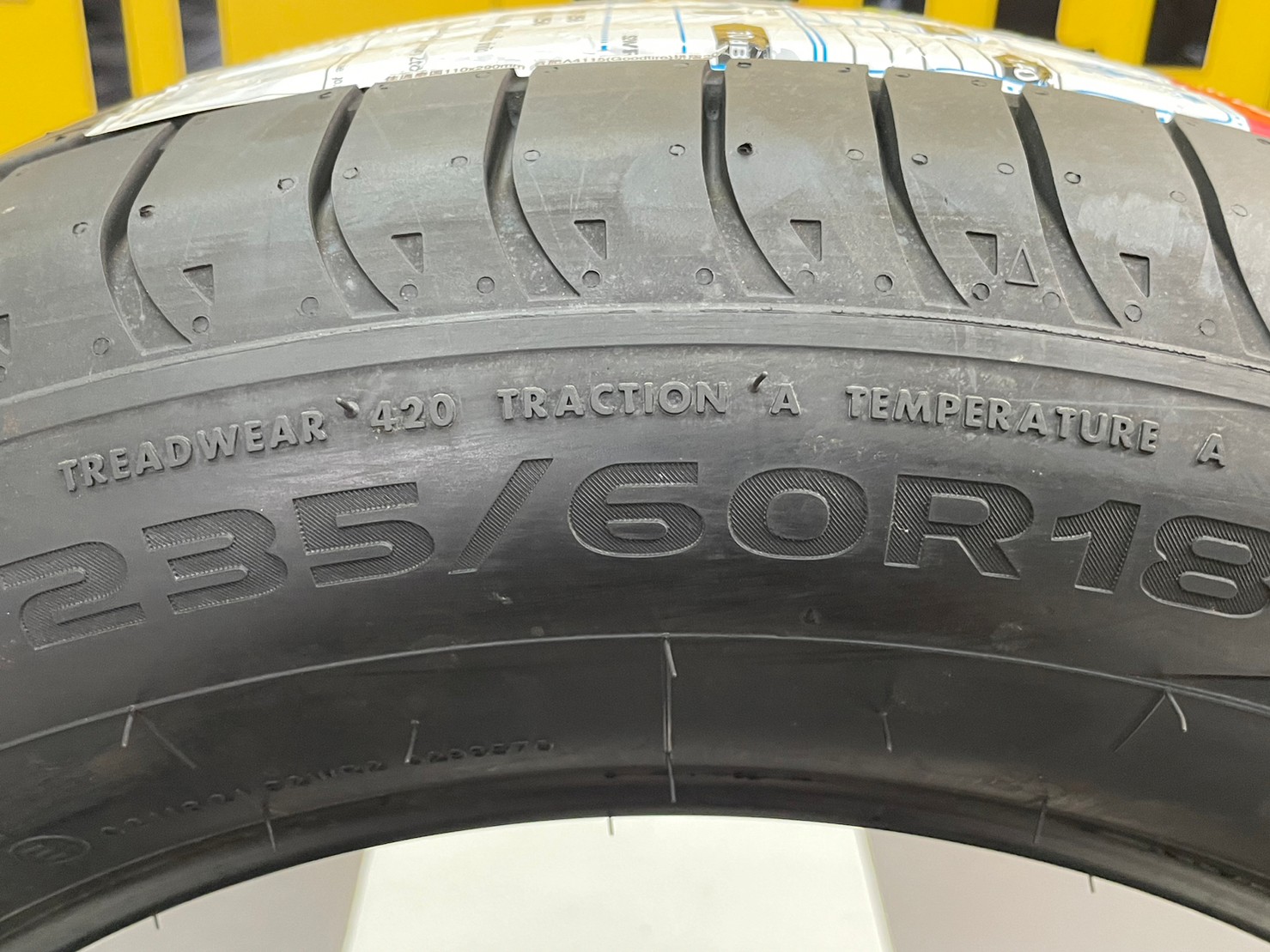 GT RADIAL FE2 235/60R18 ยางใหม่ปี2023