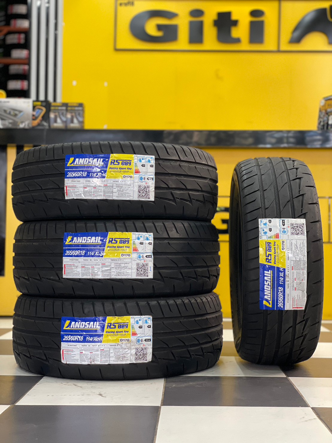 ยางสปอร์ตลายซิ่ง คุณภาพดี Lansail RS009 265/60R18 (4เส้น)