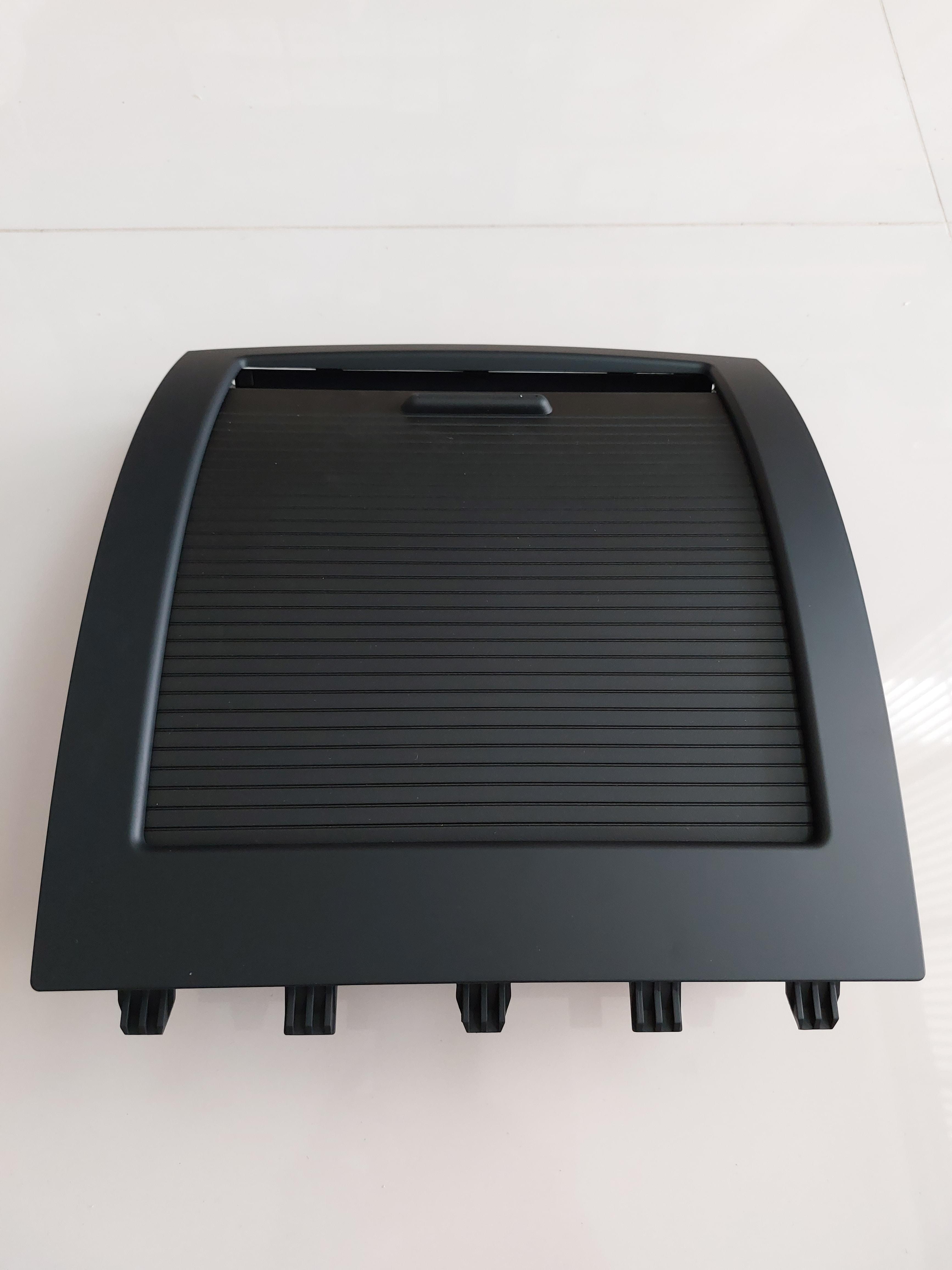 เก๊ะเก็บของตรงกลาง MG3