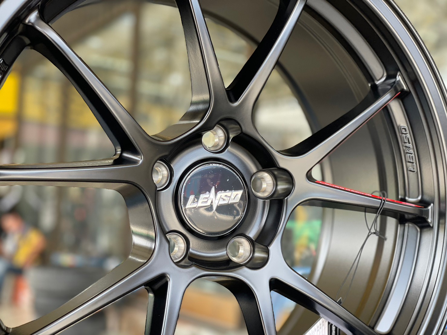 ล้อแม็กซ์ใหม่ Lenso 95G ขนาด18x8.5 ET+35 5x114.3น้ำหนักเบา 7.84 KG. เท่า Flow Forming❗️❗️