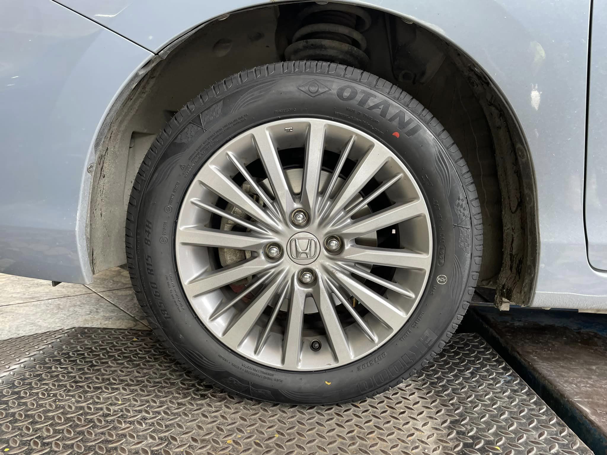 🚘 #Honda_City 🛞#OTANI #EK1000 185/60R15🛞