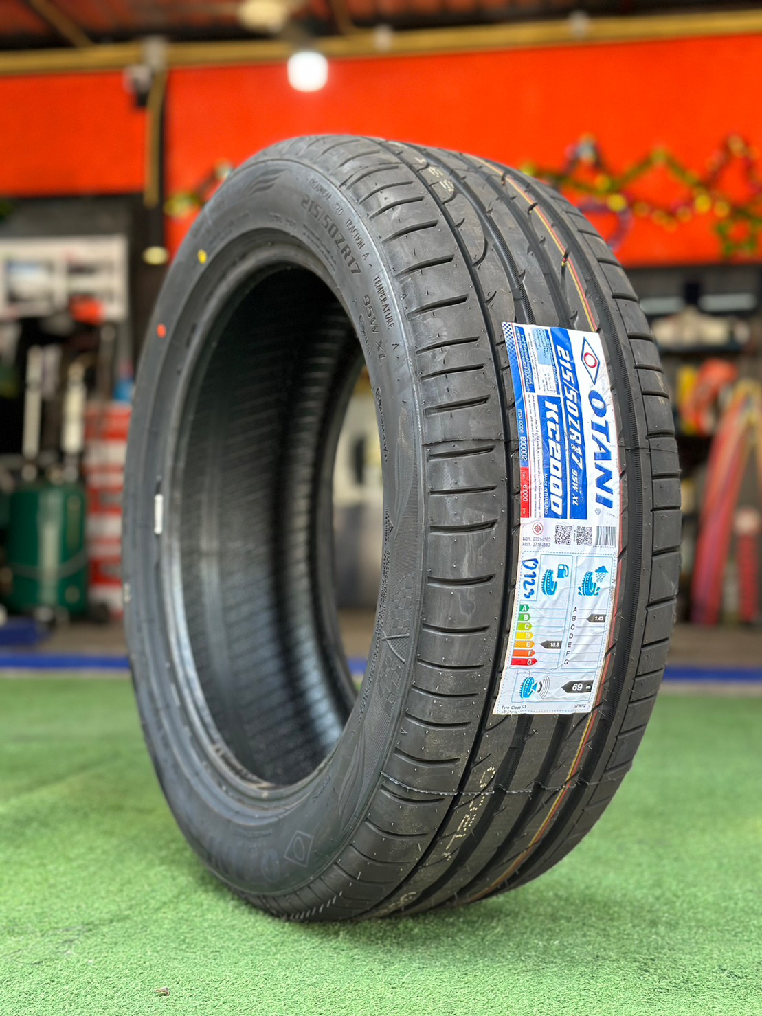 OTANI KC2000 215/50R17 ยางใหม่ปี2023 ราคาพิเศษพร้อมติดตั้งฟรี สามารถสอบถามเพิ่มเติมได้ค่ะ