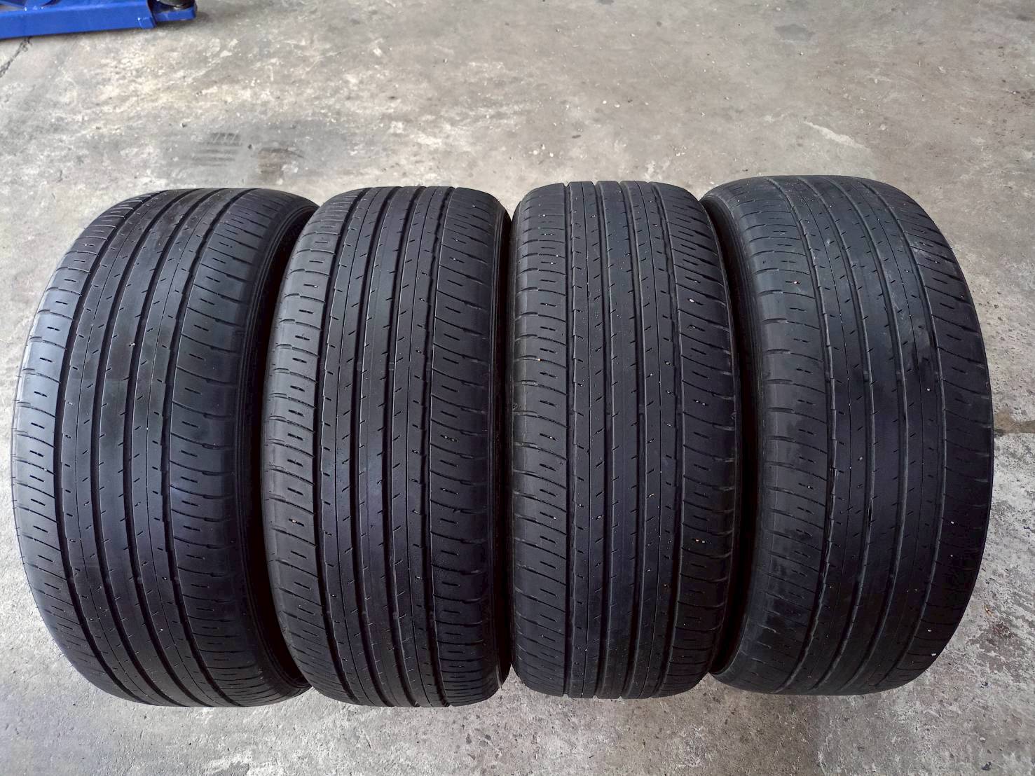 DUNLOP SP SPORT MAXX050 ขนาดยาง 255/45R20 ยางปี 2023 (4เส้น)
