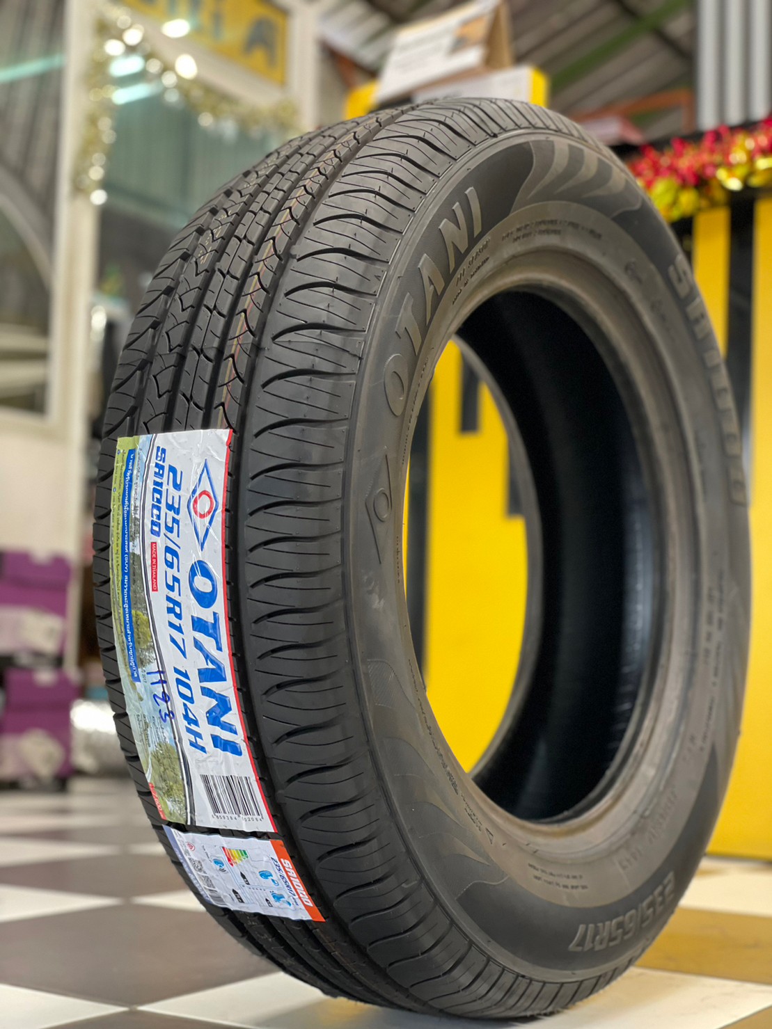 OTANI SA1000 235/65R17 ยางใหม่ปี2023 ราคาพิเศษพร้อมติดตั้งฟรี สามารถสอบถามเพิ่มเติมได้ค่ะ