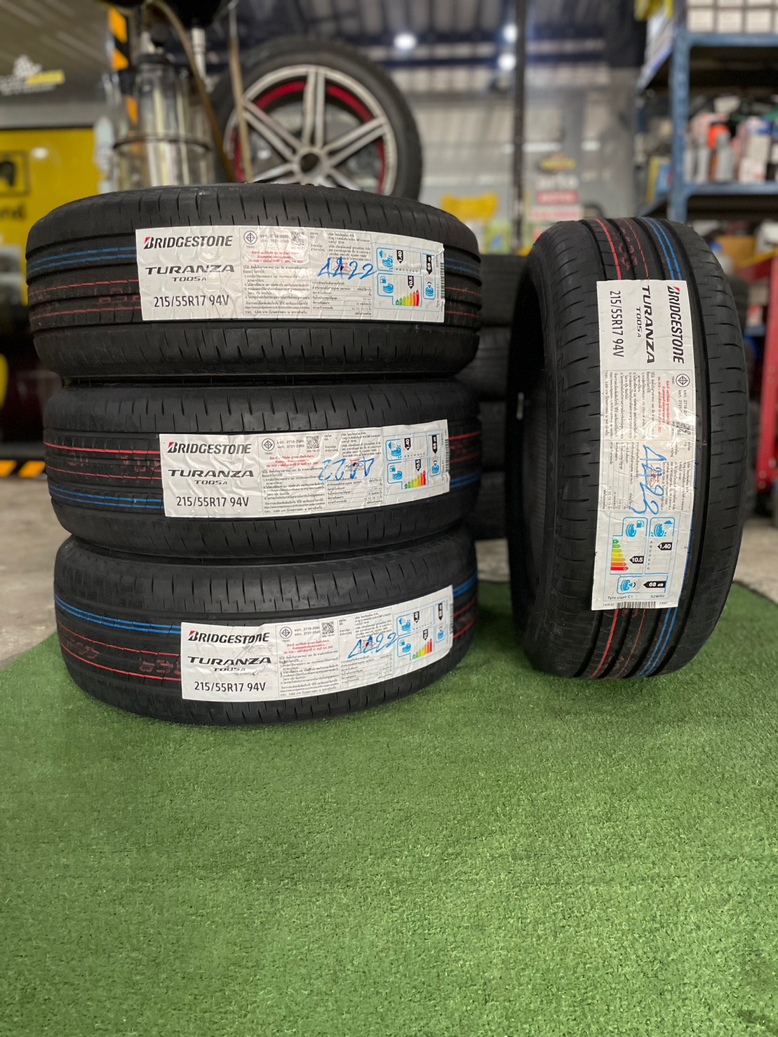 Bridgestone TuranzaT005A 215/55R17 ยางใหม่ปลายปี2022 (4เส้น)