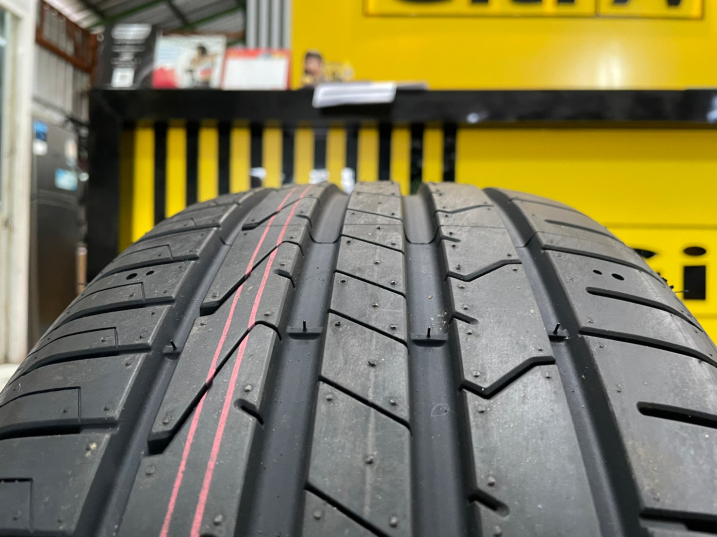 ยางใหม่Hankook Ventus Prime3 215/50R18