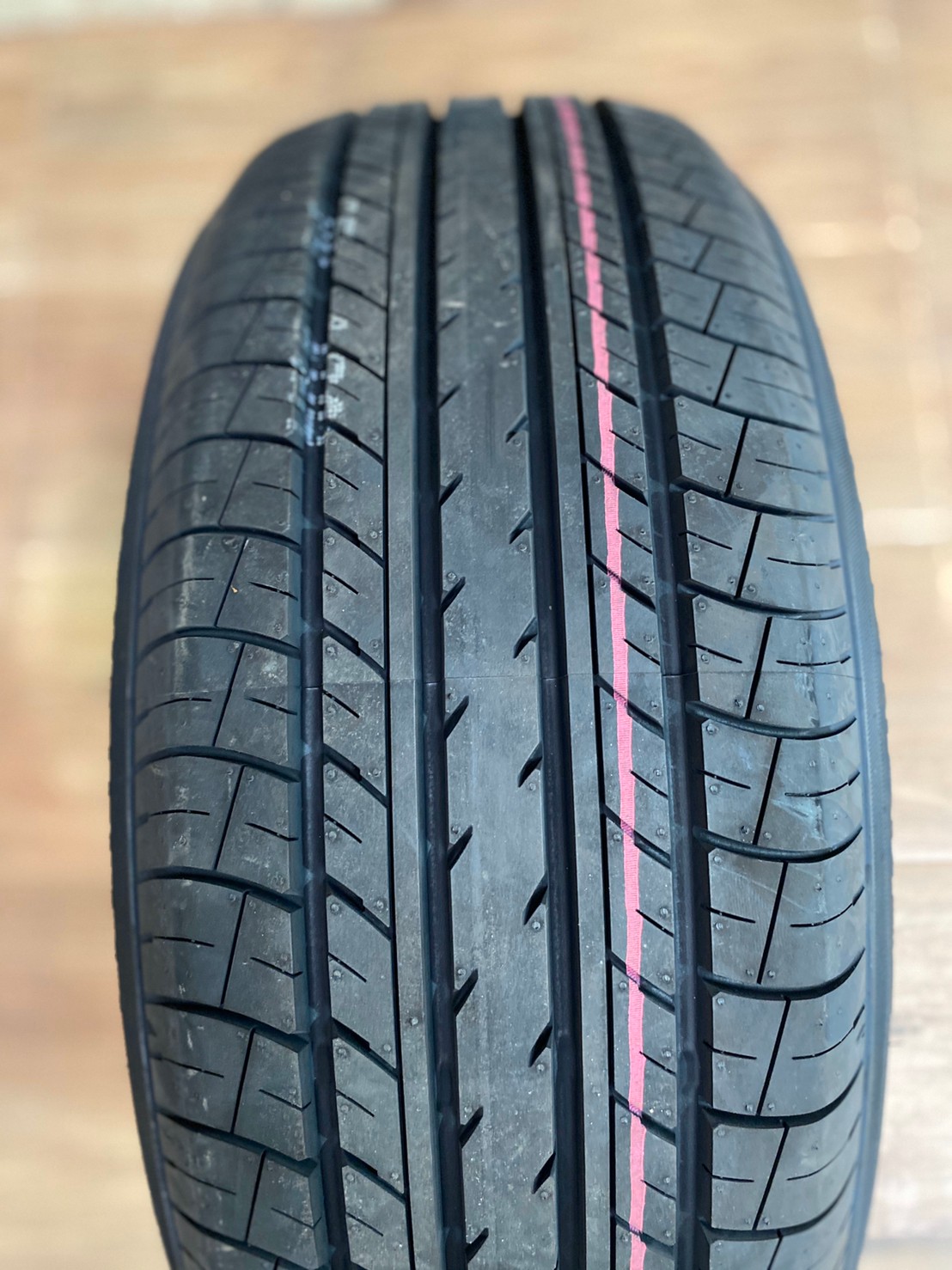215/55R17 ยางใหม่ Yokohama BluEarth E70 ยางปี2020 ยางคุณภาพดี