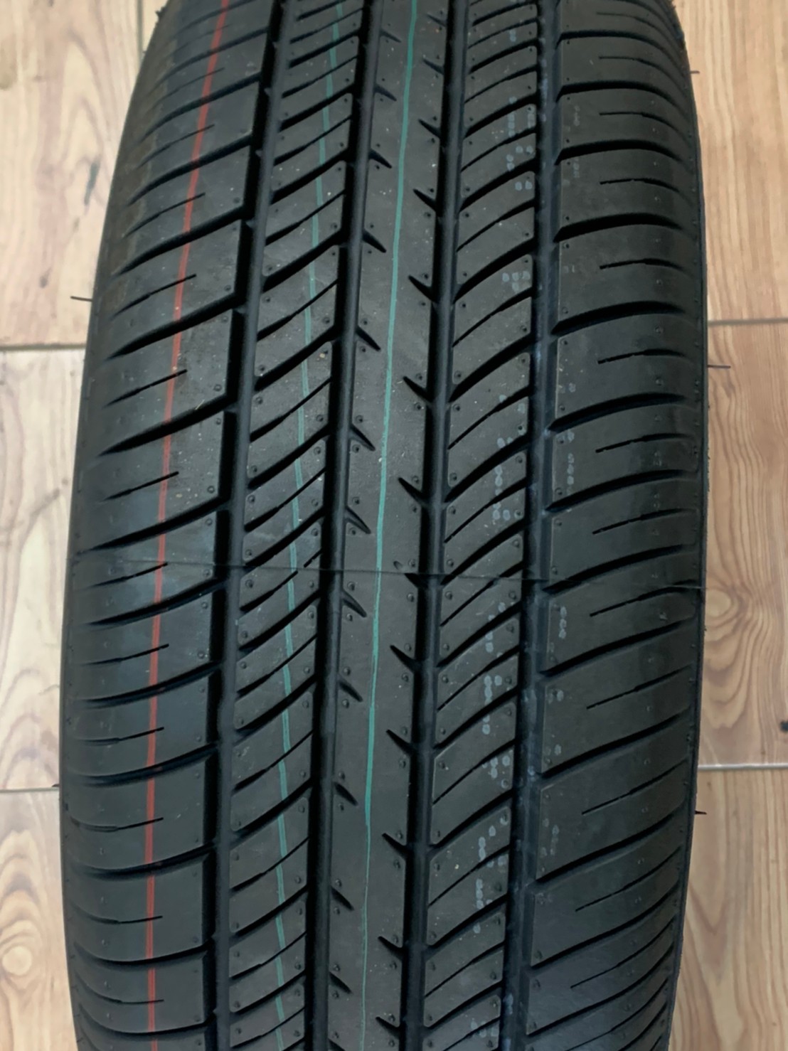 185/65R14 Deestone NakaraR201 ยางใหม่ปี2021 ยางลายสปอร์ต ยางไทยคุณภาพดี