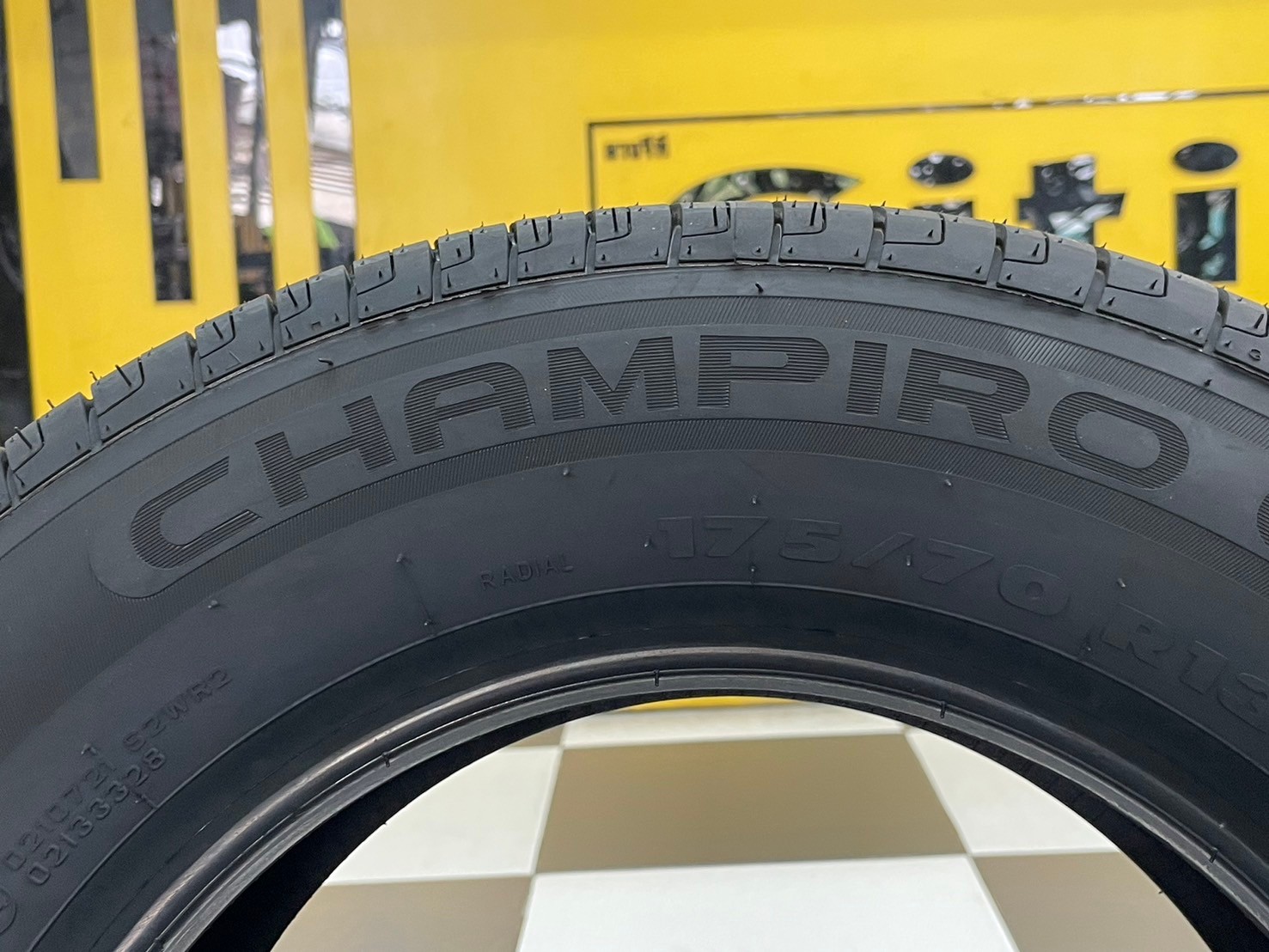 GT RADAIL CHAMPIRO ECOTEC 175/70R13 ยางใหม่ปี2024