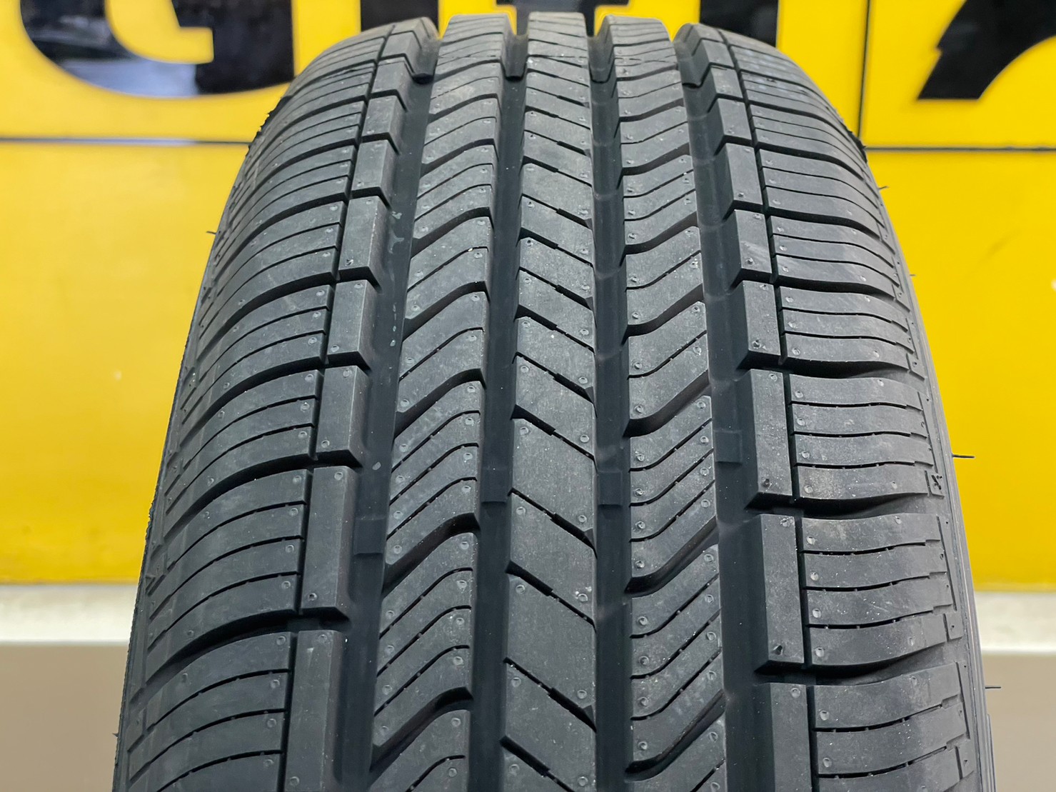 ยางขอบขาวแท้ 🔥 🛞SAILUN ATREZZO TOURING🛞 205/70R15