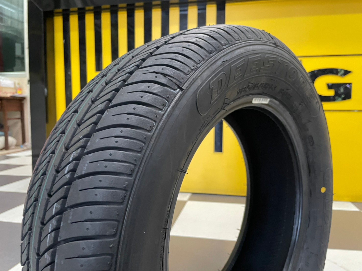 185/65R14 ยางใหม่Deestone R201 ยางใหม่ปี2022