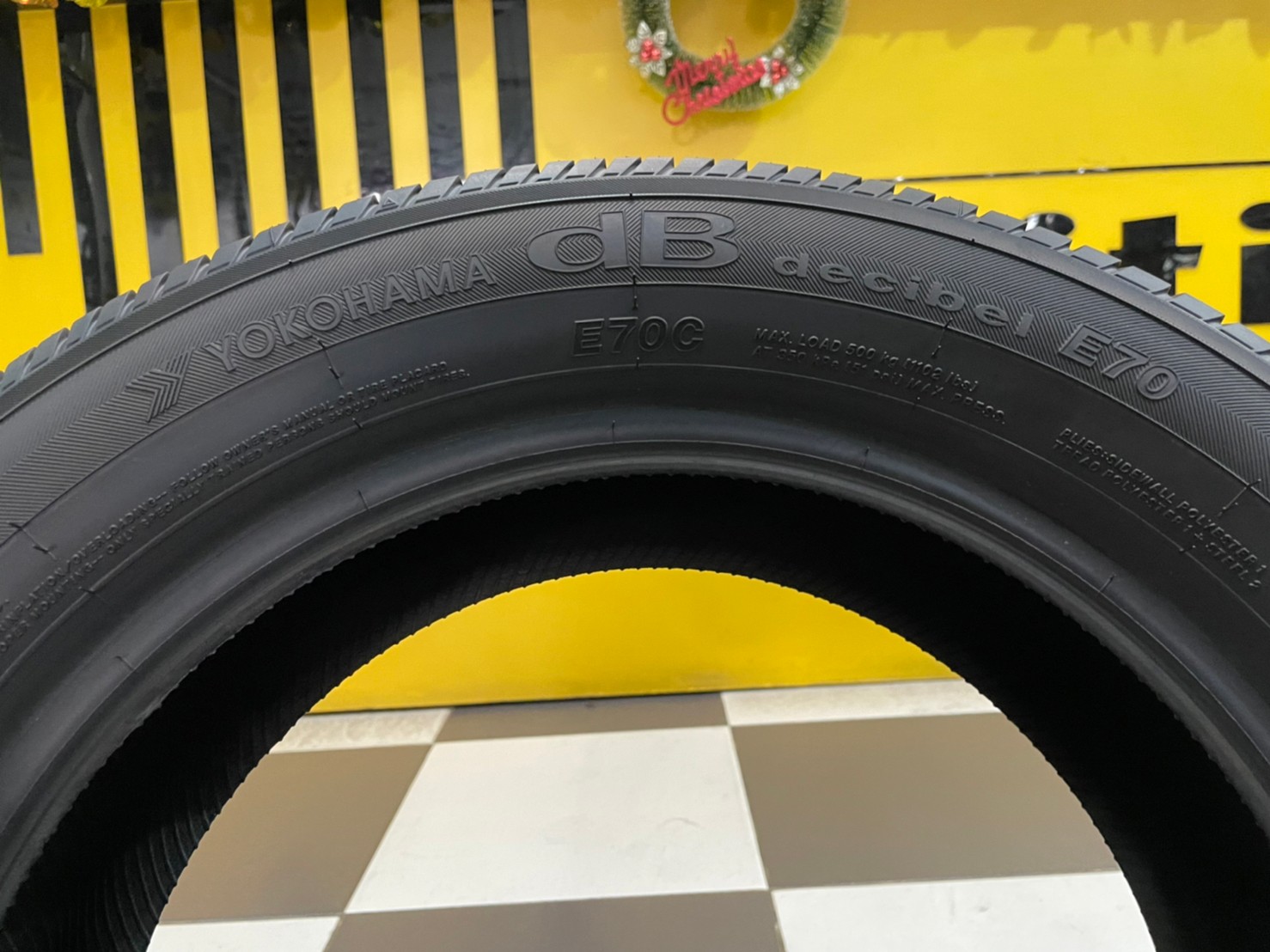 YOKOHAMA E70 185/60R15 ยางใหม่ปี2023
