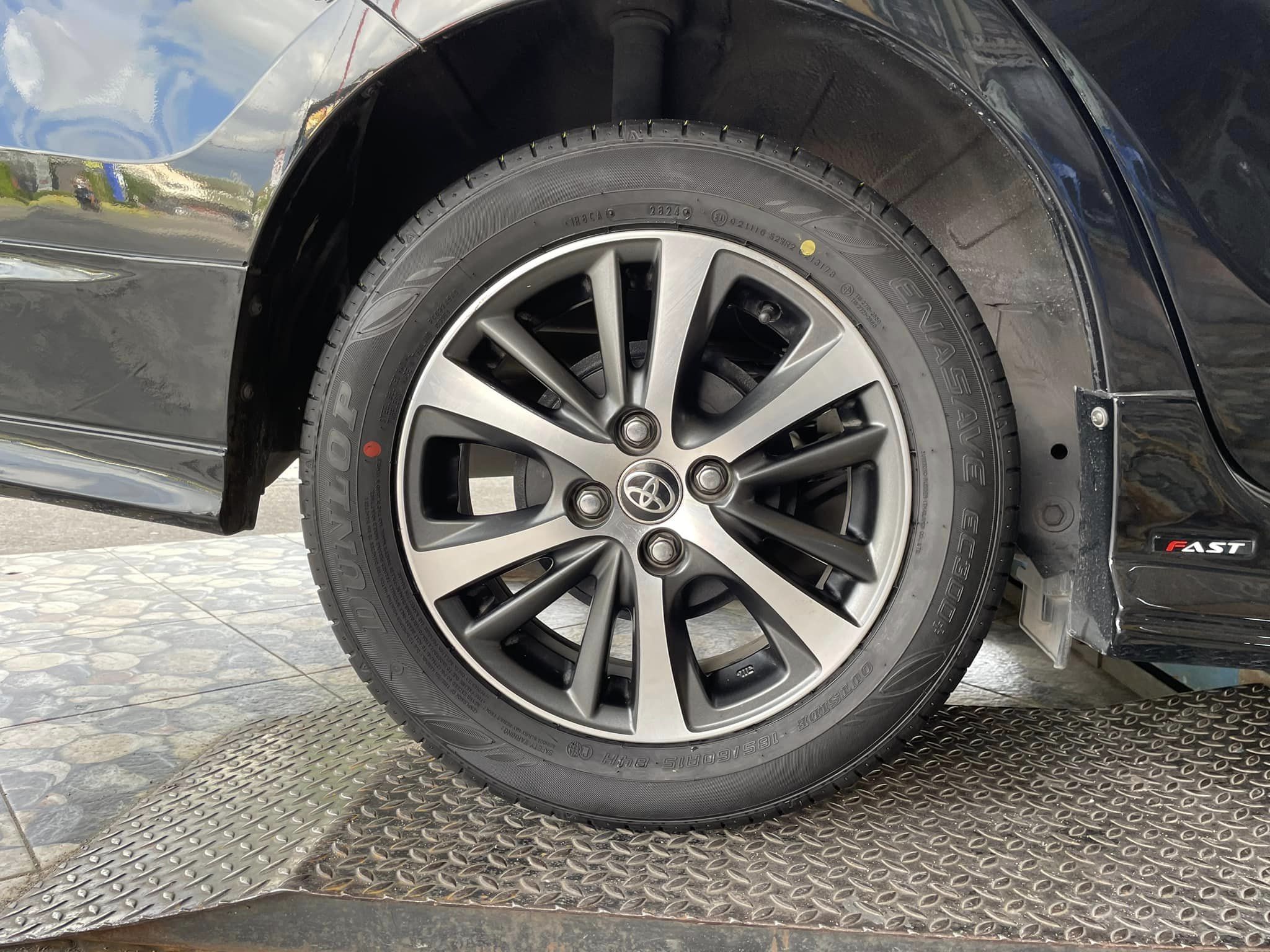 TOYOTA_VIOS 🚘 #เปลี่ยนยาง #DUNLOP_EC300+_185/60R15