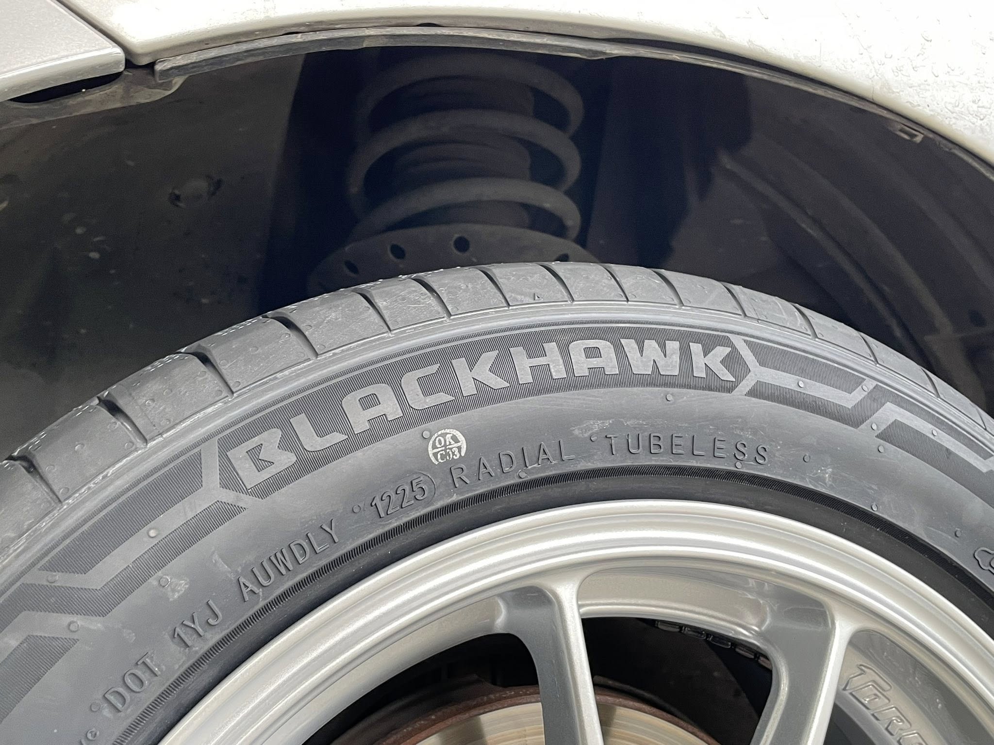 HONDA_CITY 🚘 เปลี่ยนล้อพร้อมยาง 🛞🐘#BLACKHAK_HU71_195/55R15 🛞 #TC105X_15X7 ET35 4X100 SL