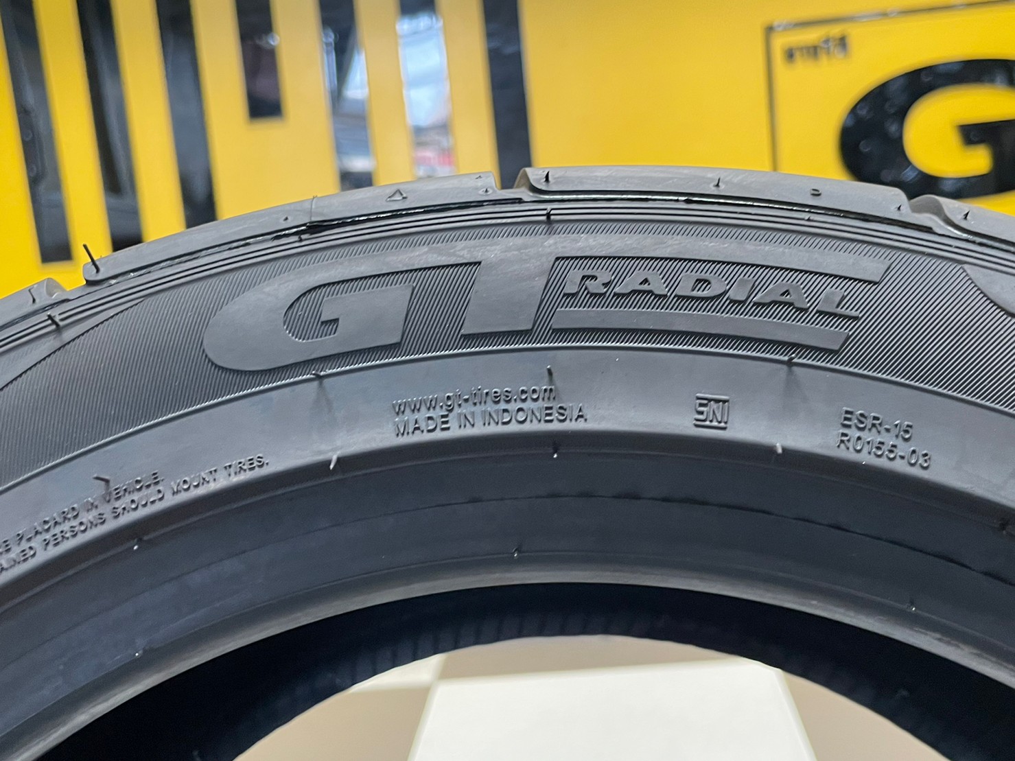 GT RADIAL CHAMPIRO SX2 195/50R15 เทรดแวร์ 180 ยางใหม่ปี2023 (4เส้น) แถมฟรีลำโพงบลูทูธ JBL แท้