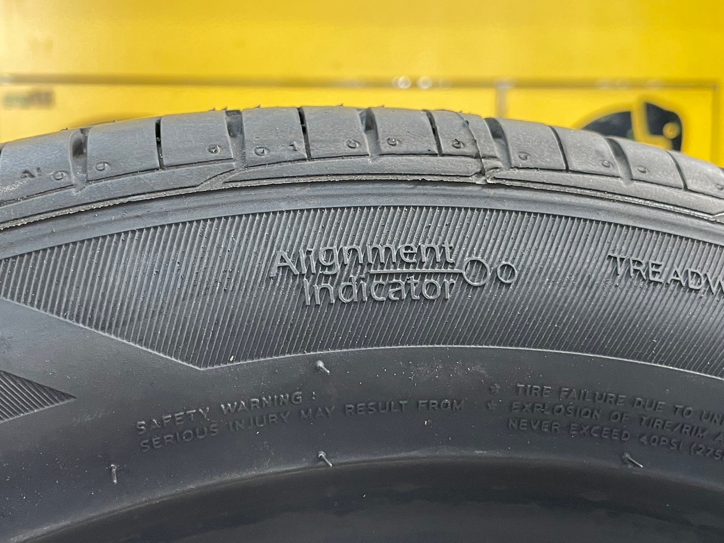 Hankook รุ่น Ventus V2 Concept 185/55R16 ยางใหม่ปี2024