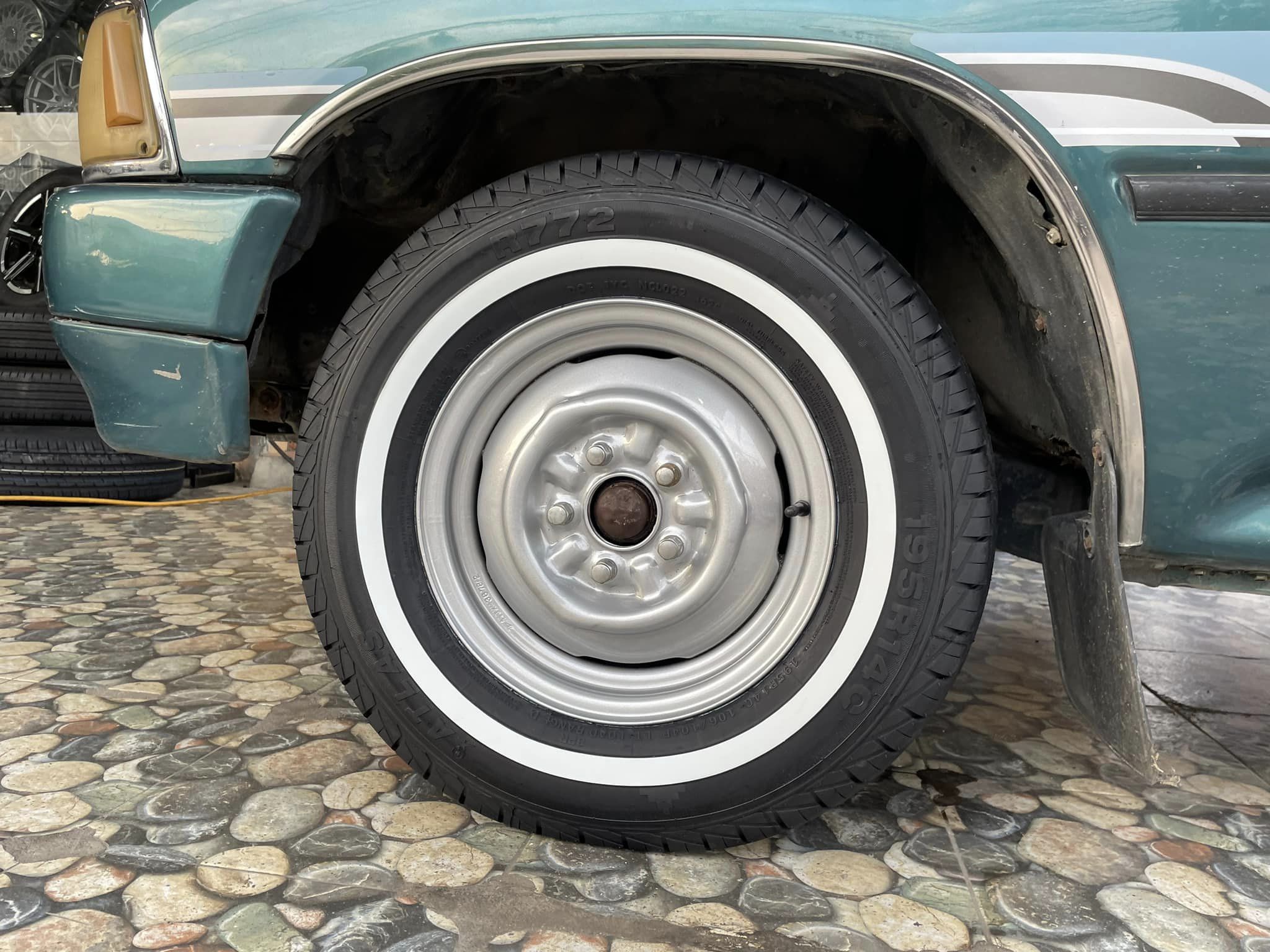 🚘 #TOYOTA_Mighty-x เปลี่ยนยาง 🛞 #ATLAS_R772_ยางขอบขาว 195R14