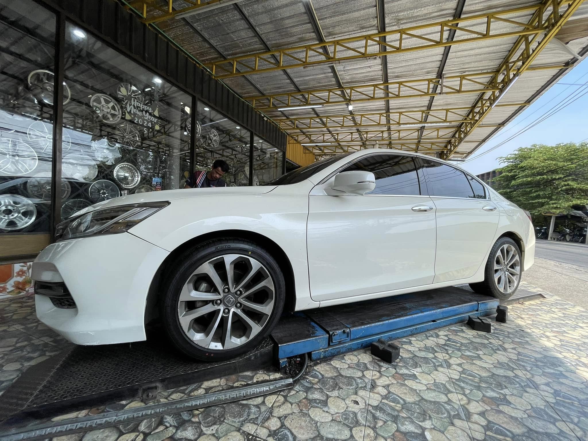 #HONDA_ACCORD🛞เปลี่ยนยาง #KINTO_SC900_235/45R18