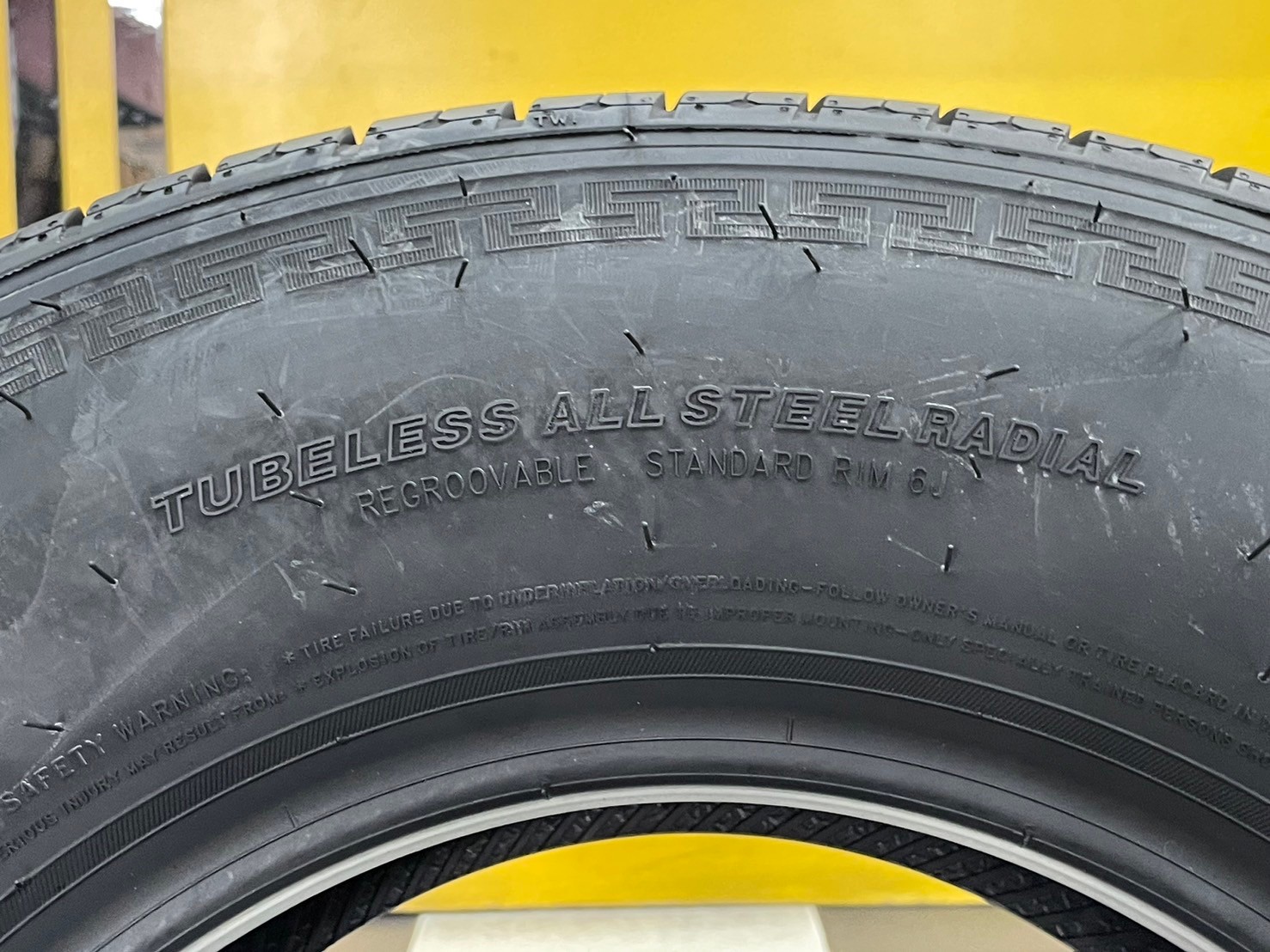 ยาง Arisun ZX15 225/75R15 ยางใหม่ปี2024 คุ้มค่า ทนทาน ผ้าใบ12ชั้น