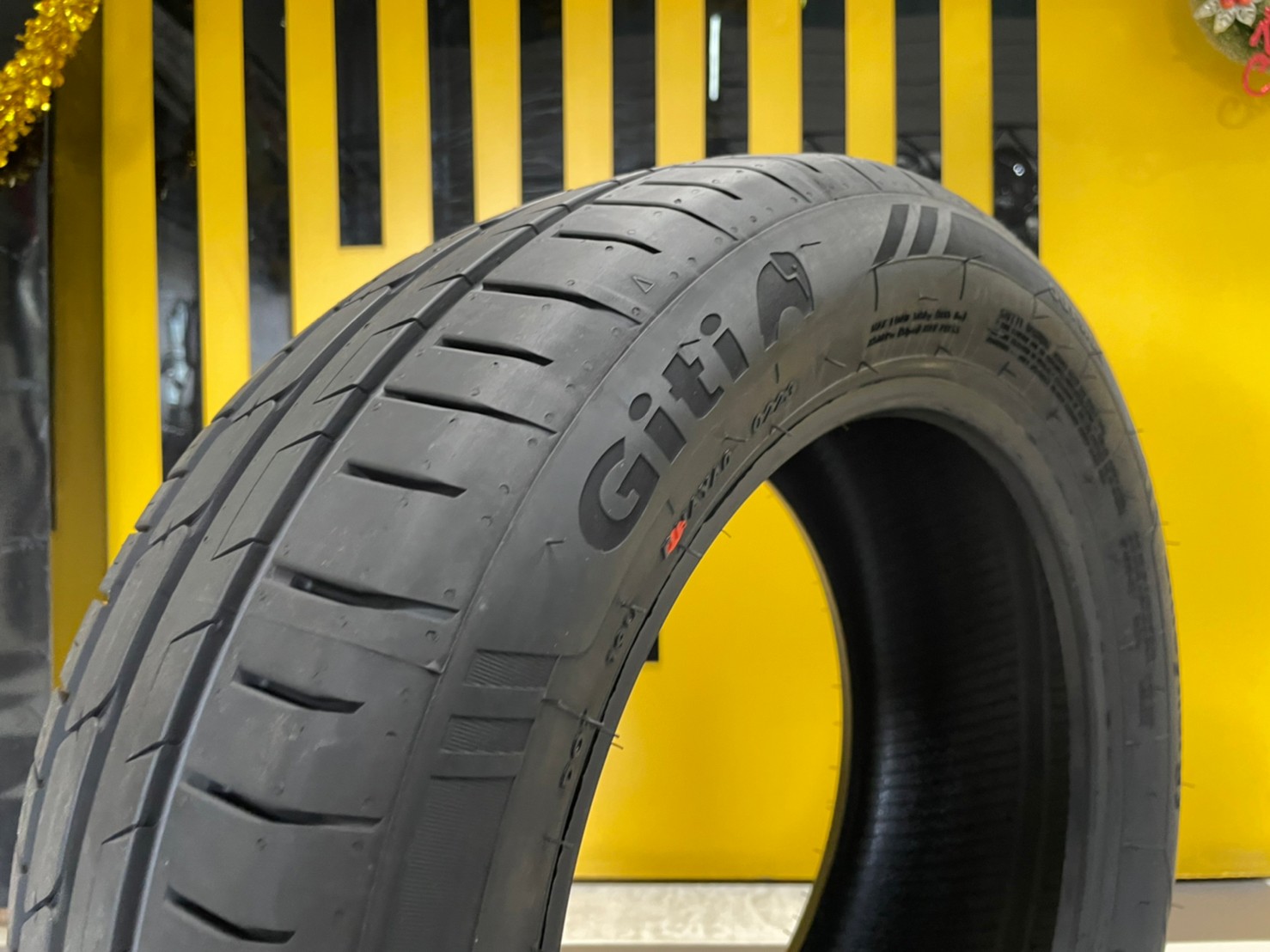 Giti Synergy H2 195/55R15 ยางใหม่ปี2023 ราคาโปรโมชั่นพิเศษ พร้อมติดตั้งฟรี