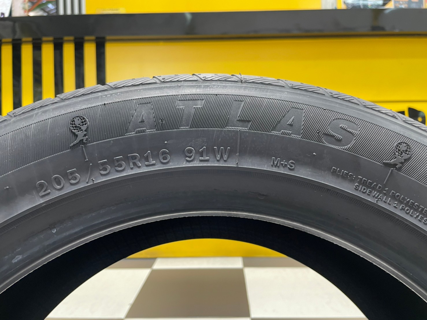 ATLAS FORCE UHP 205/55R16 ยางใหม่ปี 2022
