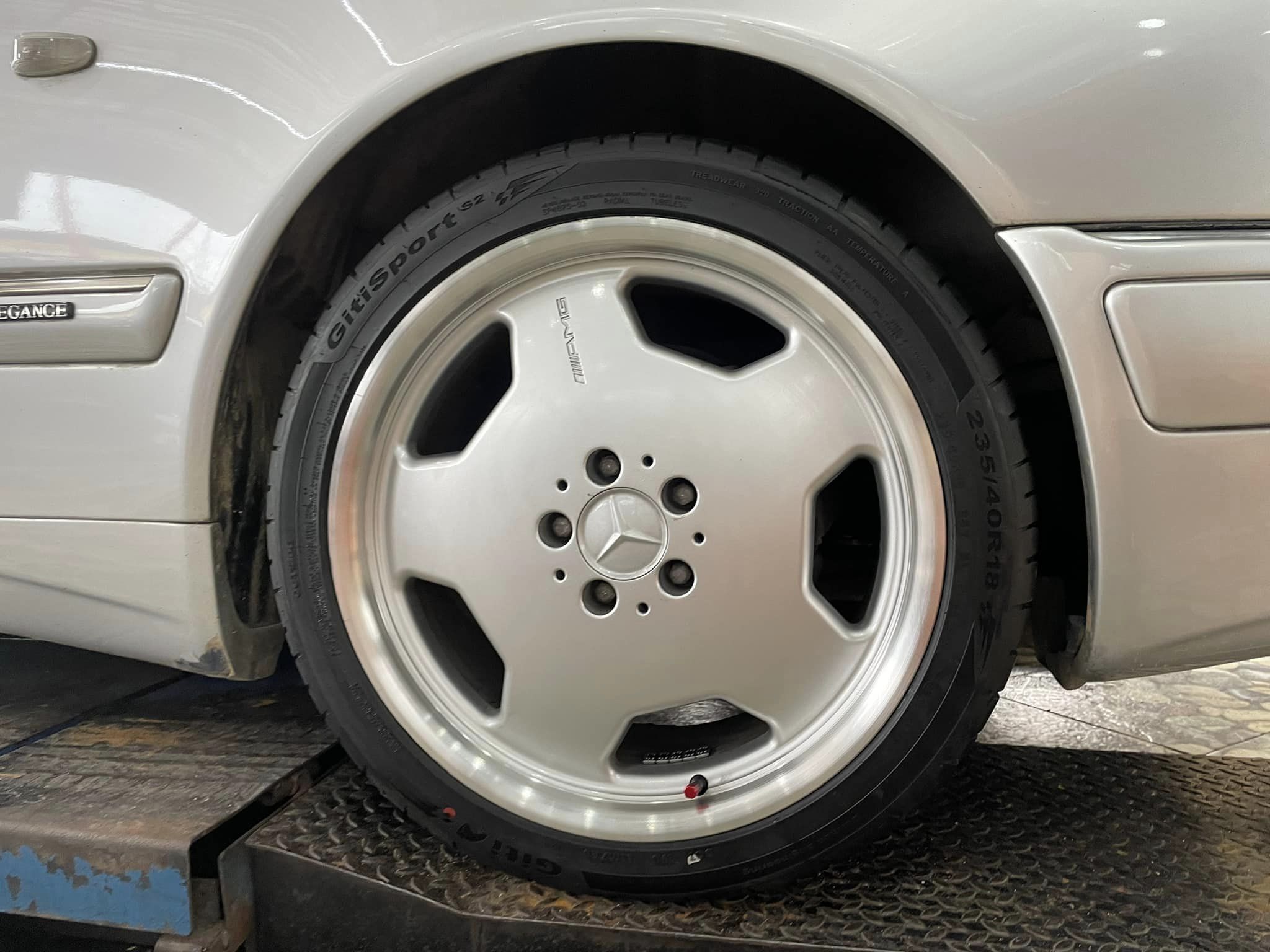 🚗#BENZ_W210🚘 🛞#ยางจีที #ยางสปอร์ตสมรรถนะการขับขี่สูง 🛞 🛞#Giti_SportS2 235/40R18🛞 🛞 #Giti_SportS2 265/35R18❤️