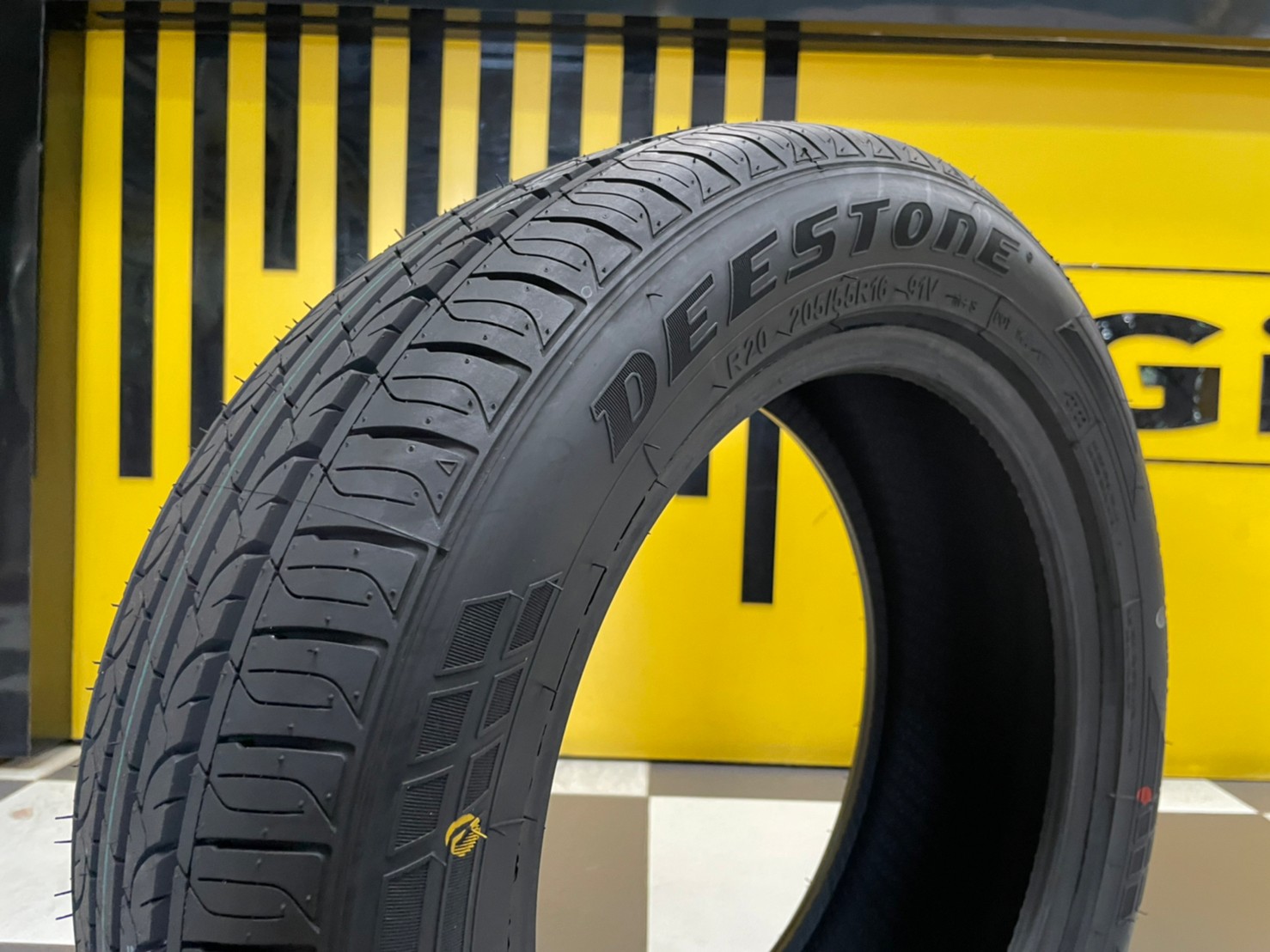 205/55R16 DEESTONE Public Trans R20 ยางใหม่ปี2022