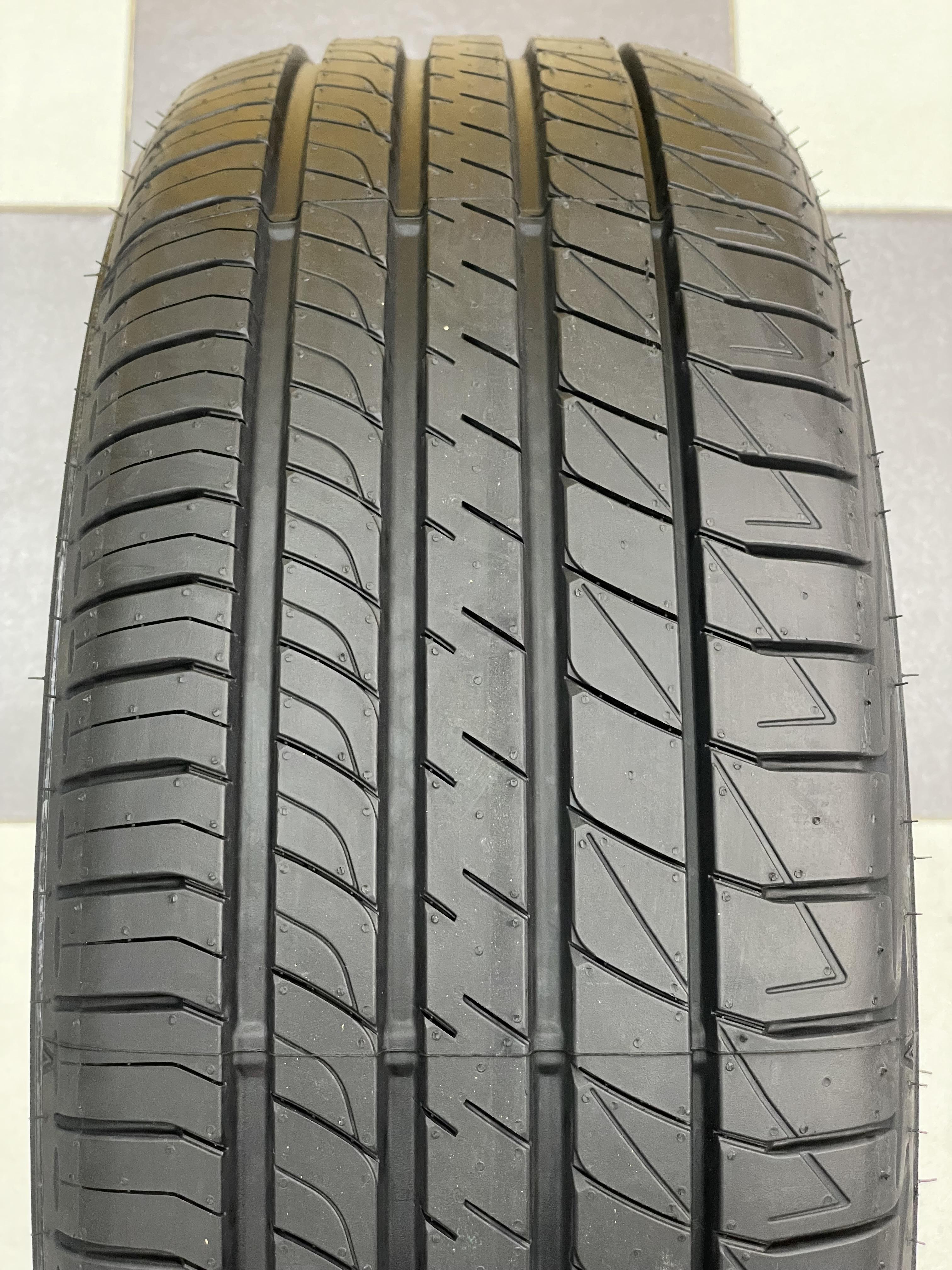DUNLOP SP SPORT LM705 225/55R17 ยางใหม่ปี2024