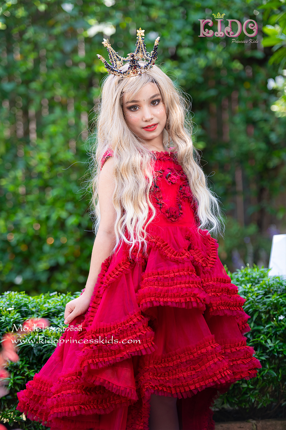 เช่าชุดเด็ก*มีหน้าร้านอยู่รัชดา ลองได้ เปลี่ยนได้ ถ่ายรูปเองจากสินค้าจริง*W18206 ชุดเดินแบบเด็กสีแดงเน้นความหรูที่การตกแต่งด้วยการนำผ้ามาจับจีบระบายแต่งเป็นลวดลายในชุด กระโปรงทรงหน้าสั้นหลังยาวดูเปรี้ยวแบบมีสไตล์ มีแขน