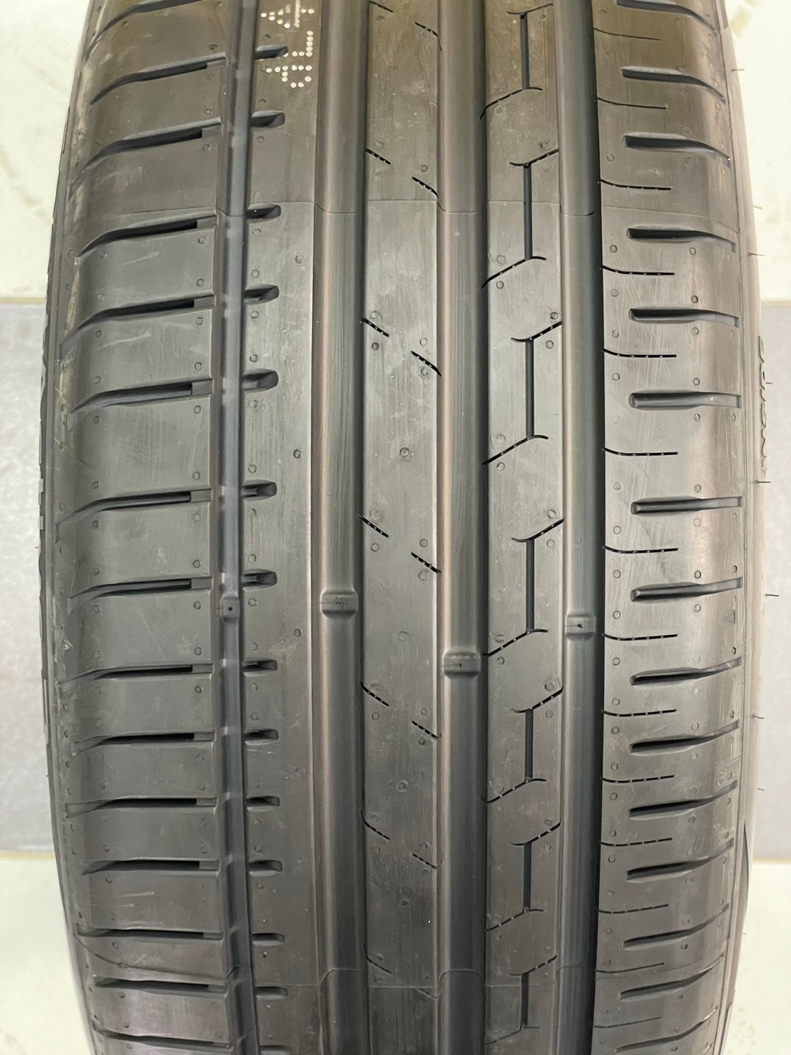 ยาง GT RADIAL SportActive2 235/45R18 ยางใหม่ปี2023