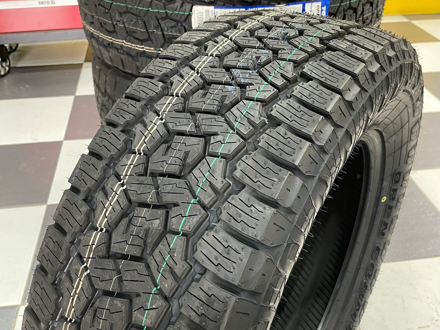TOYO OPEN COUNTRY A/T 265/60R18 ยางใหม่ปี2023