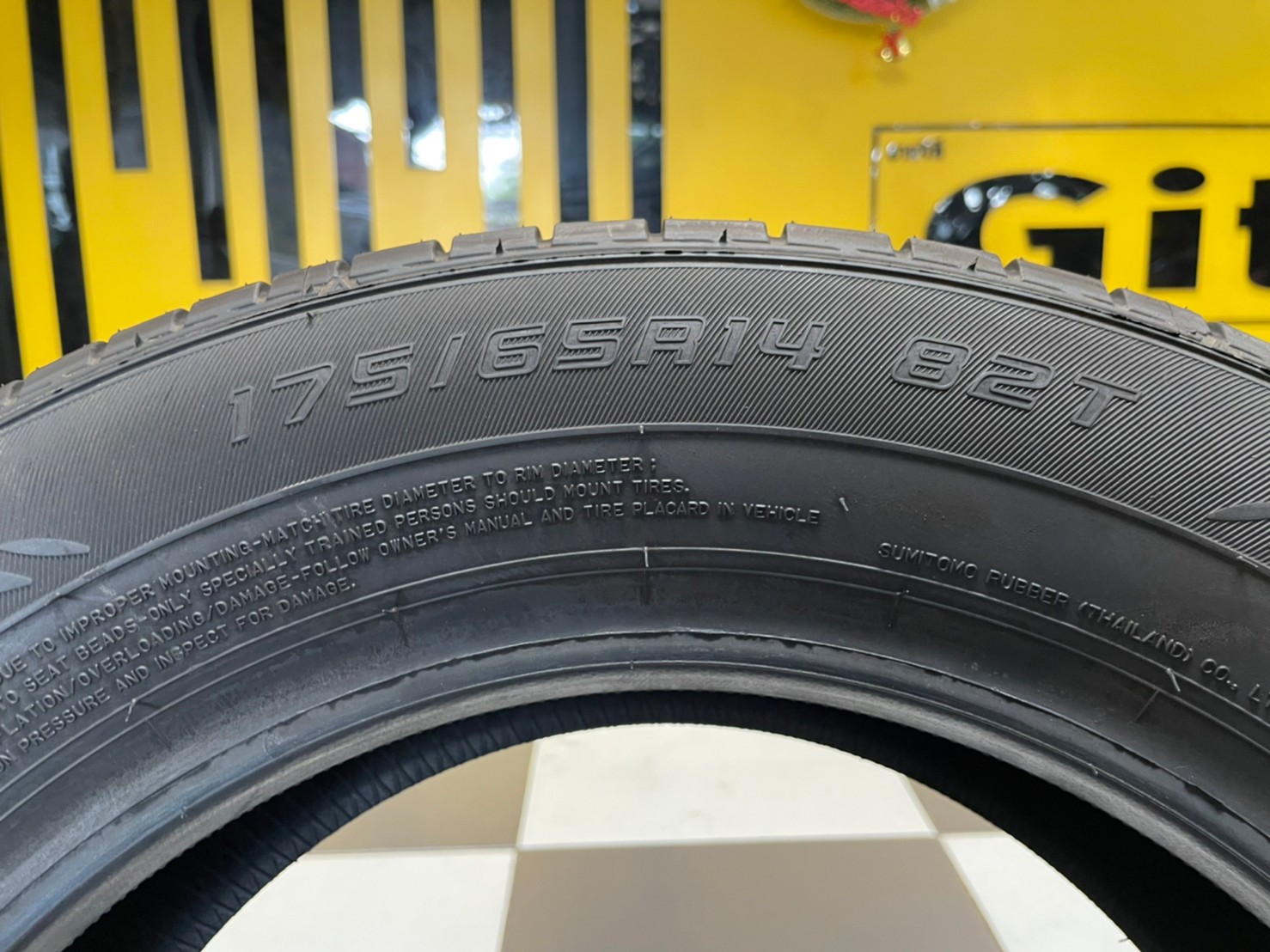 175/65R14 DUNLOP ENSAVE EC300+ ยางใหม่ปี2022