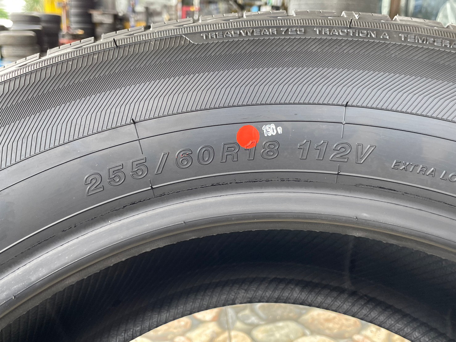 ยางใหม่ราคาโปรโมชั่นพิเศษ YOKOHAMA GEOLANDAR HT G056 255/60R18 ยางใหม่ปี2023