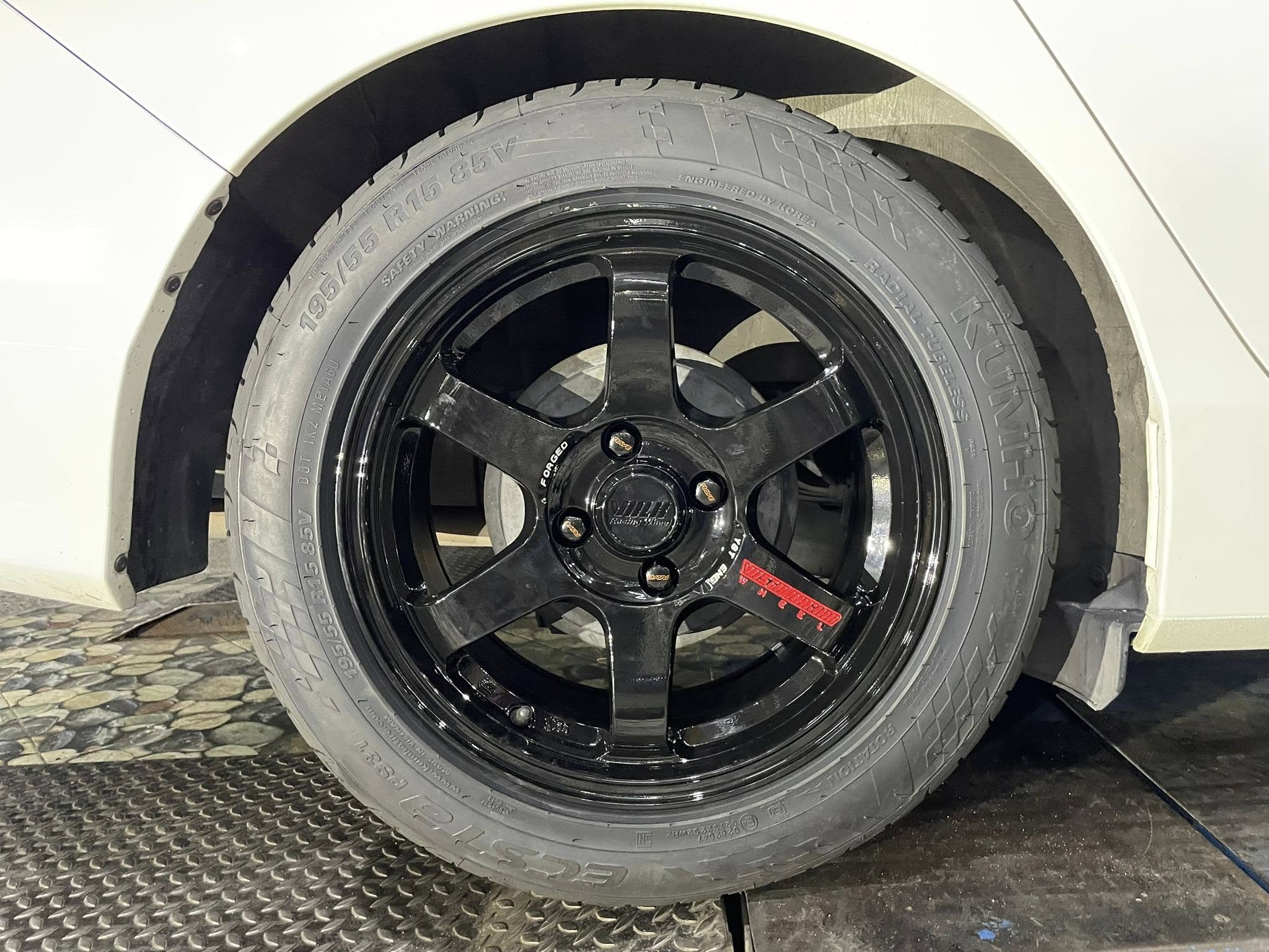 #HONDA_CITY🚘❤️💫 🛞🐘#KUMHO_PS31_195/55R15 ❤️ 🛞 #ล้อTE37 15X7 ET35 4X100 ดำหยอดแดง