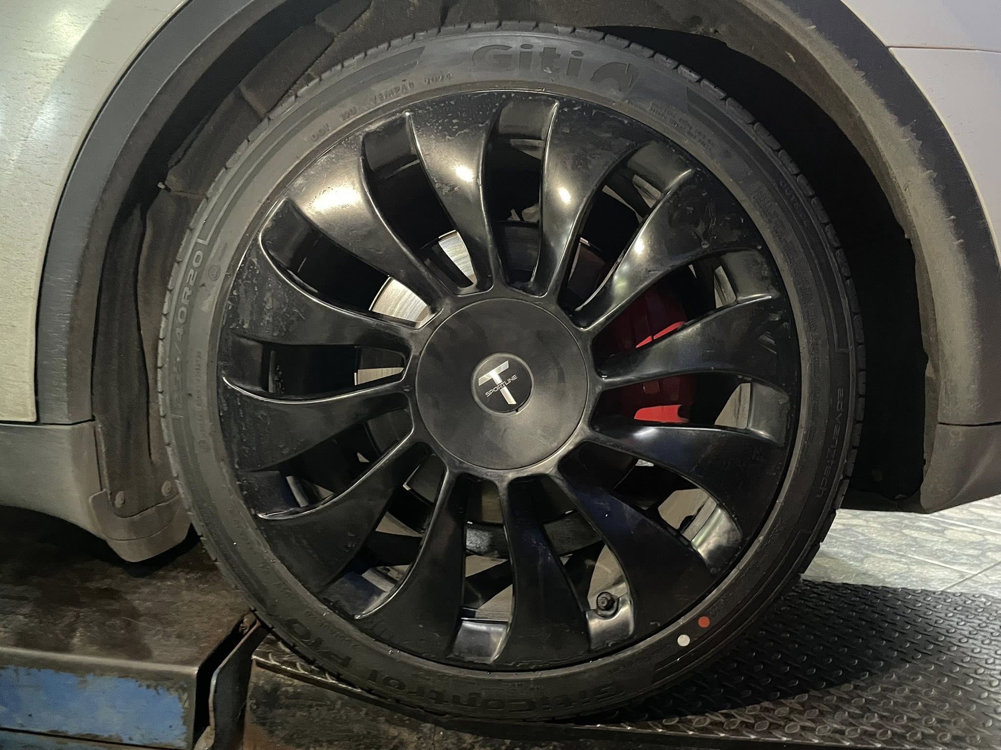 TESLA_MODEL Y 🚘❤️💫 🛞🐘#GITI_ControlP10_255/40R20 ❤️ 🛞 #รถไฟฟ้า100% #ยางเทคโนโลยีฟองน้ำ